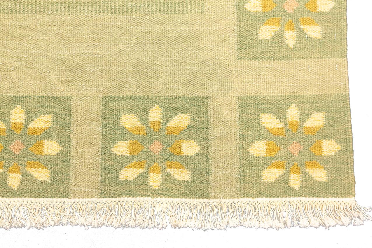 Hand-Crafted Scandinavian Rug Flat-weave Beige&Sage Green Color  For Sale