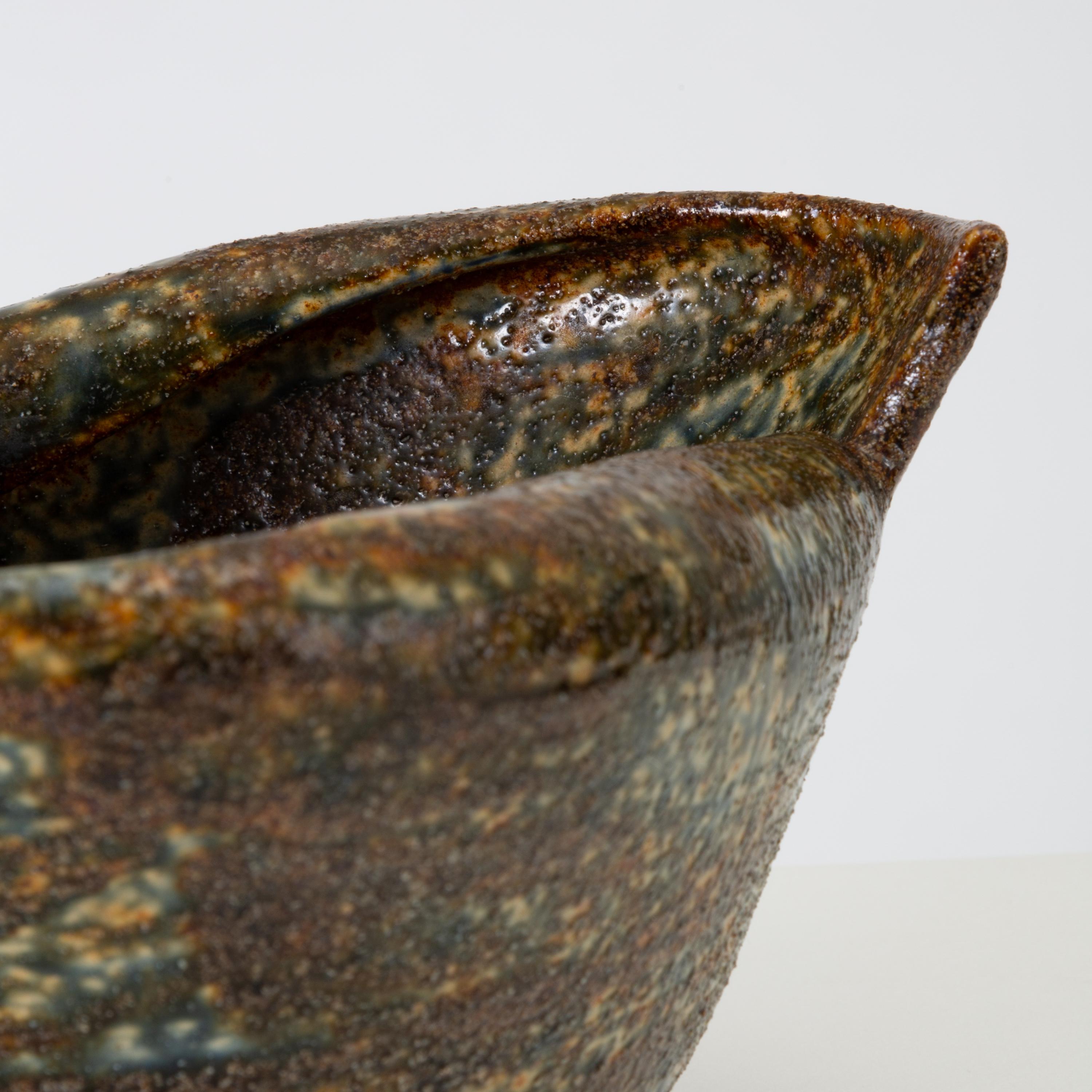 20th Century Rolled-Edge Ceramic Bowl