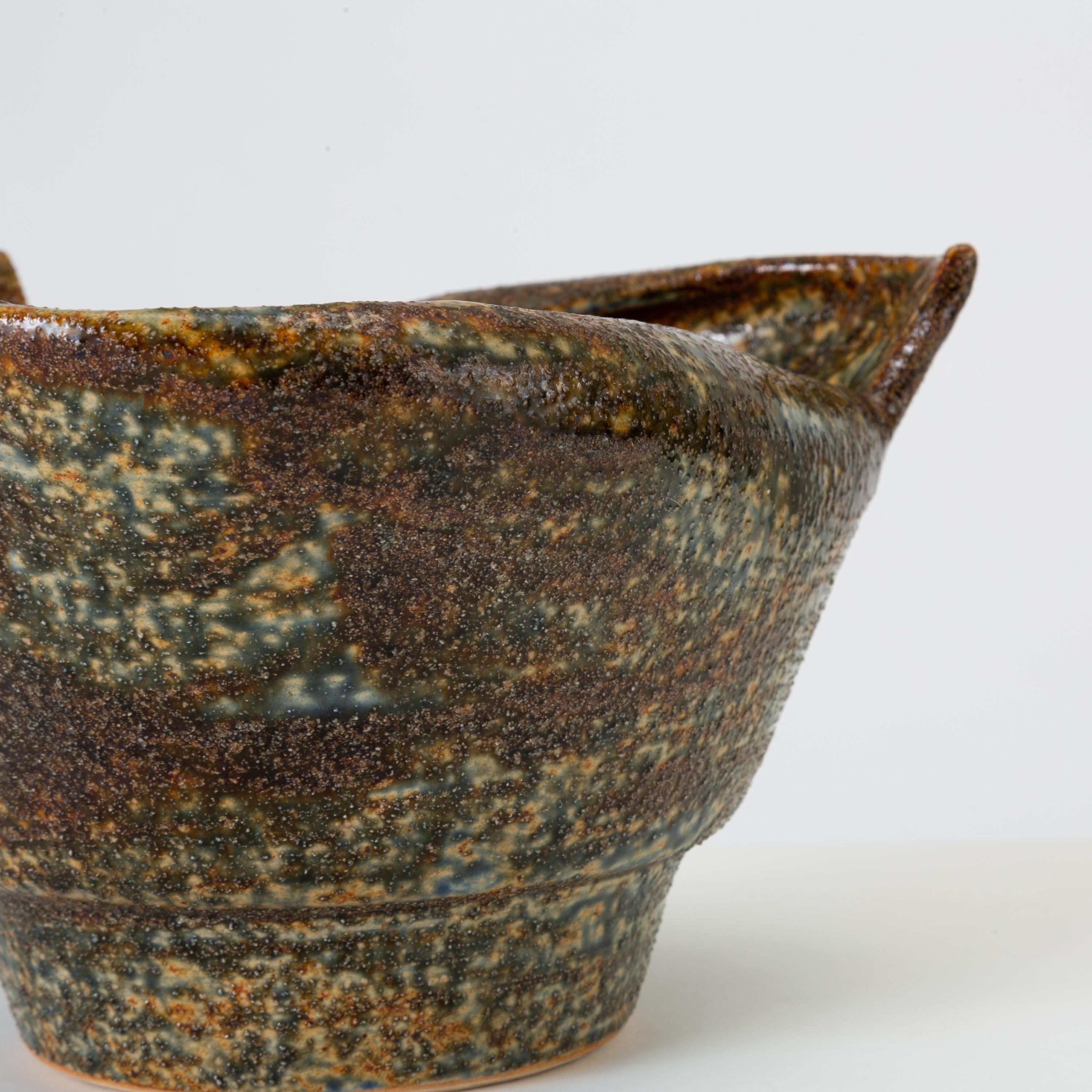 Rolled-Edge Ceramic Bowl 1