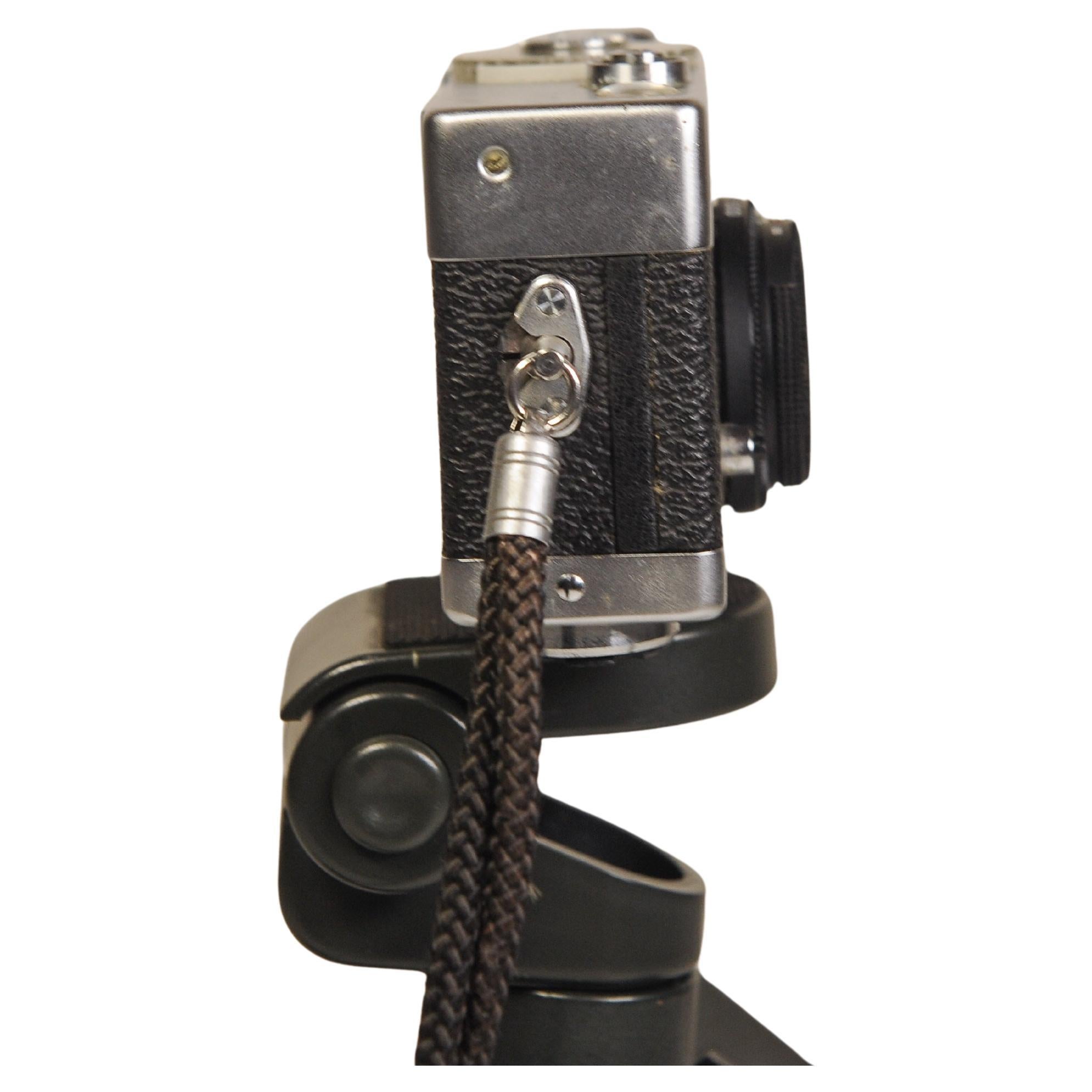 Rollei 35B Cámara con visor en miniatura para película de 35 mm Carl Zeiss Triotar 28 en venta 4