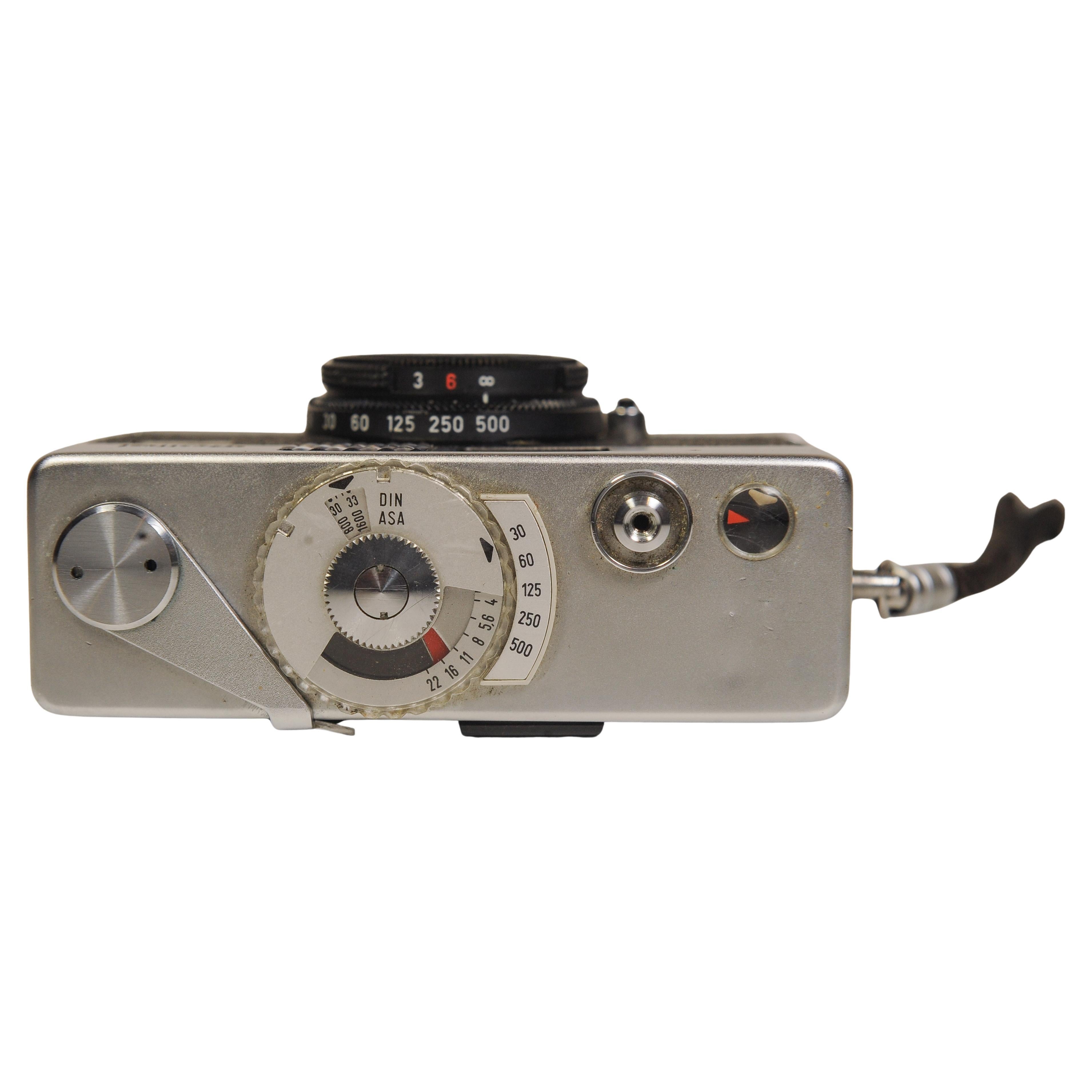 Rollei 35B Cámara con visor en miniatura para película de 35 mm Carl Zeiss Triotar 28 en venta 1