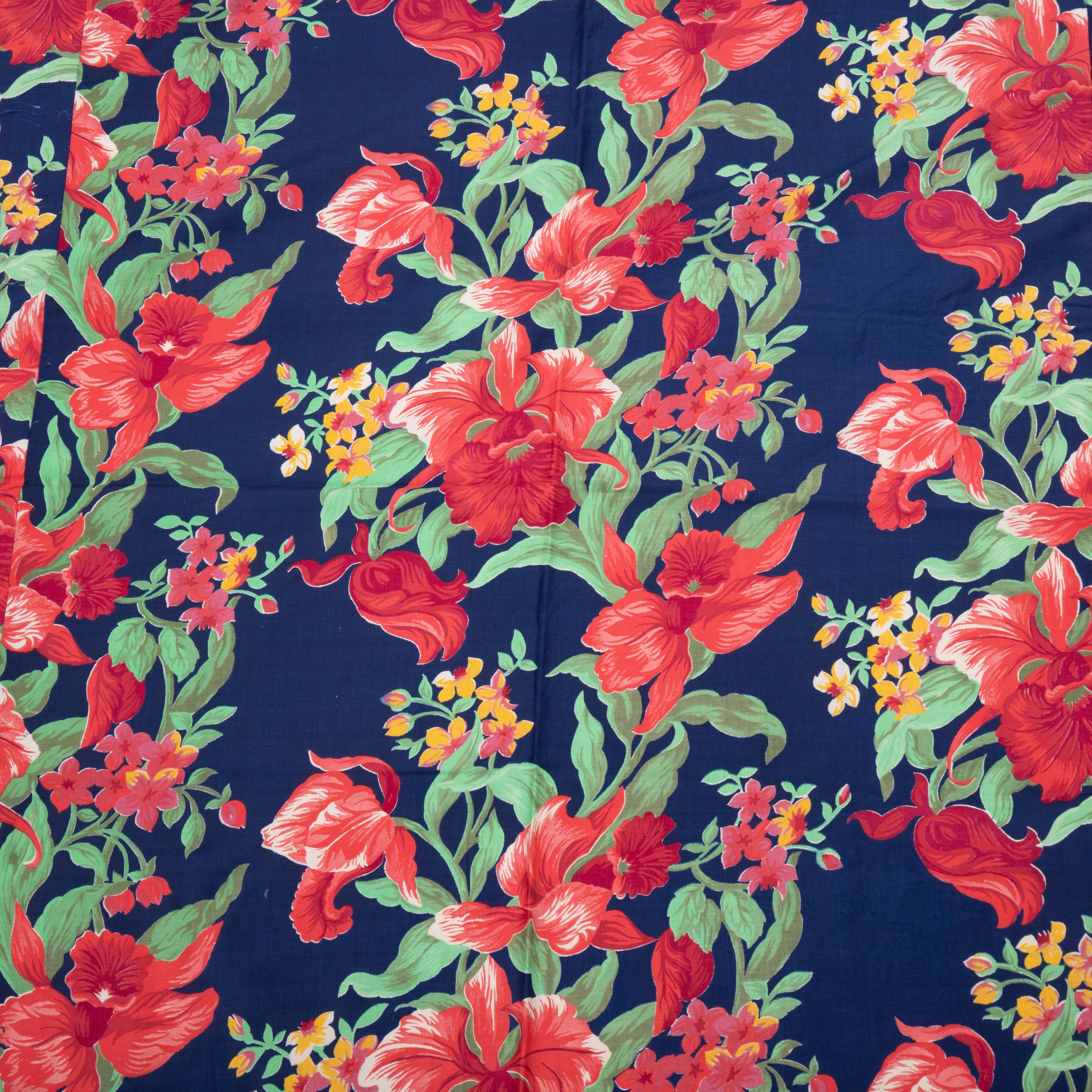 Tissage Panneau en coton imprimé enroulé, fabriqué pour les marchés d'Asie centrale  Mid 20th C. Russia en vente