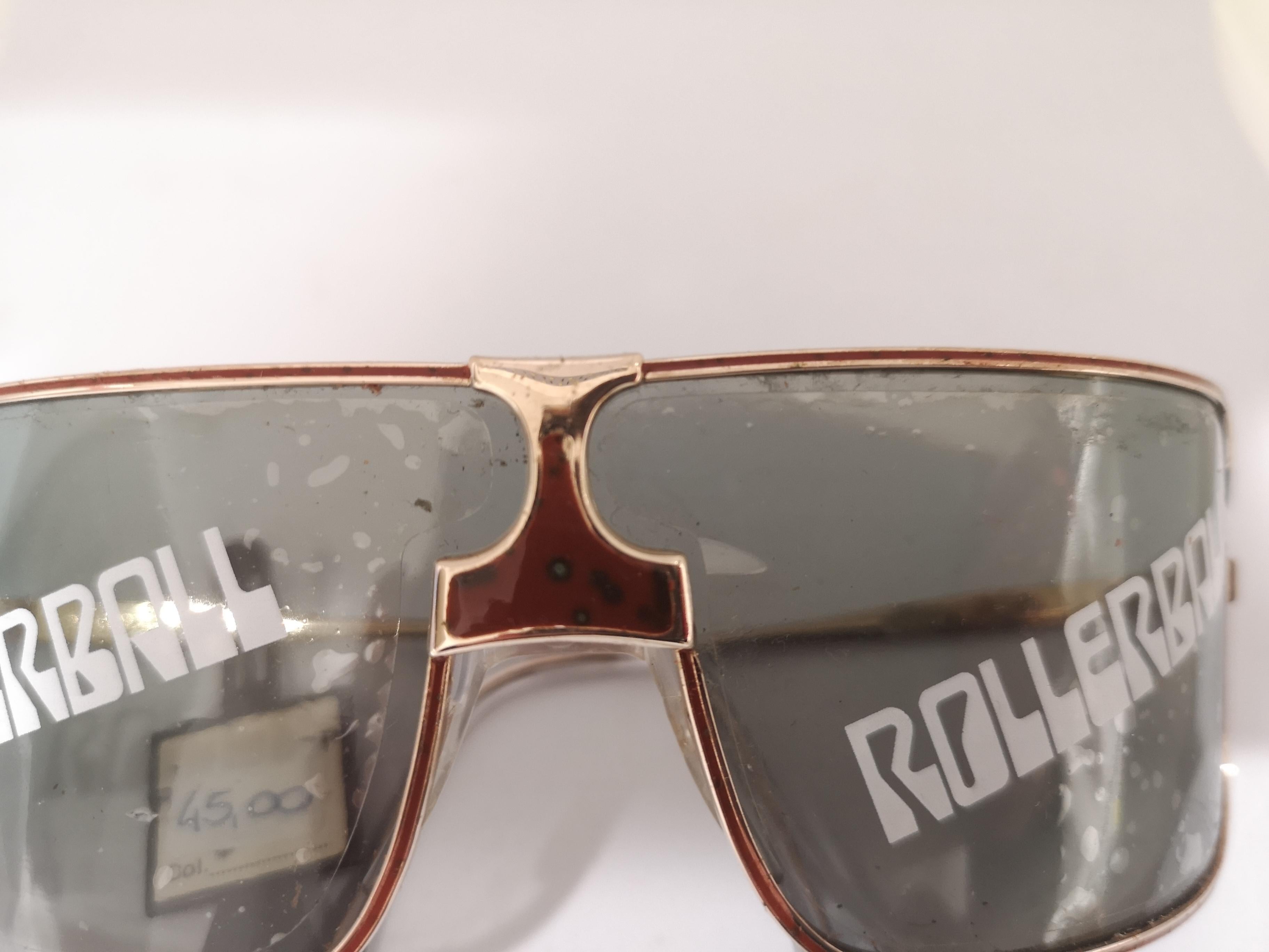 Rollerball Maske Sonnenbrille NWOT (Grau)