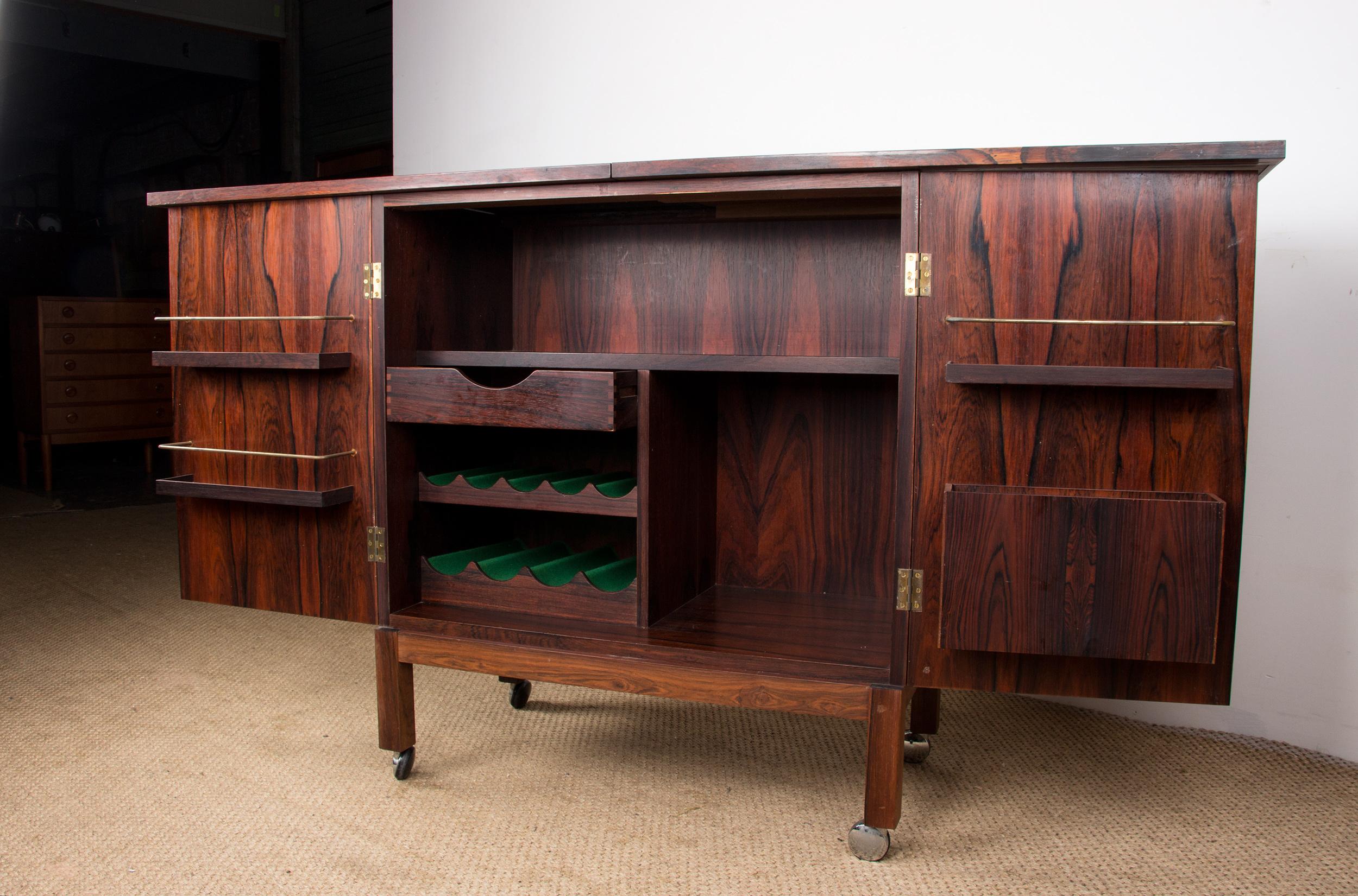 Rolling and extendable bar, Norwegian Rosewood by Torbjørn Afdal for Bruksbo 196 11