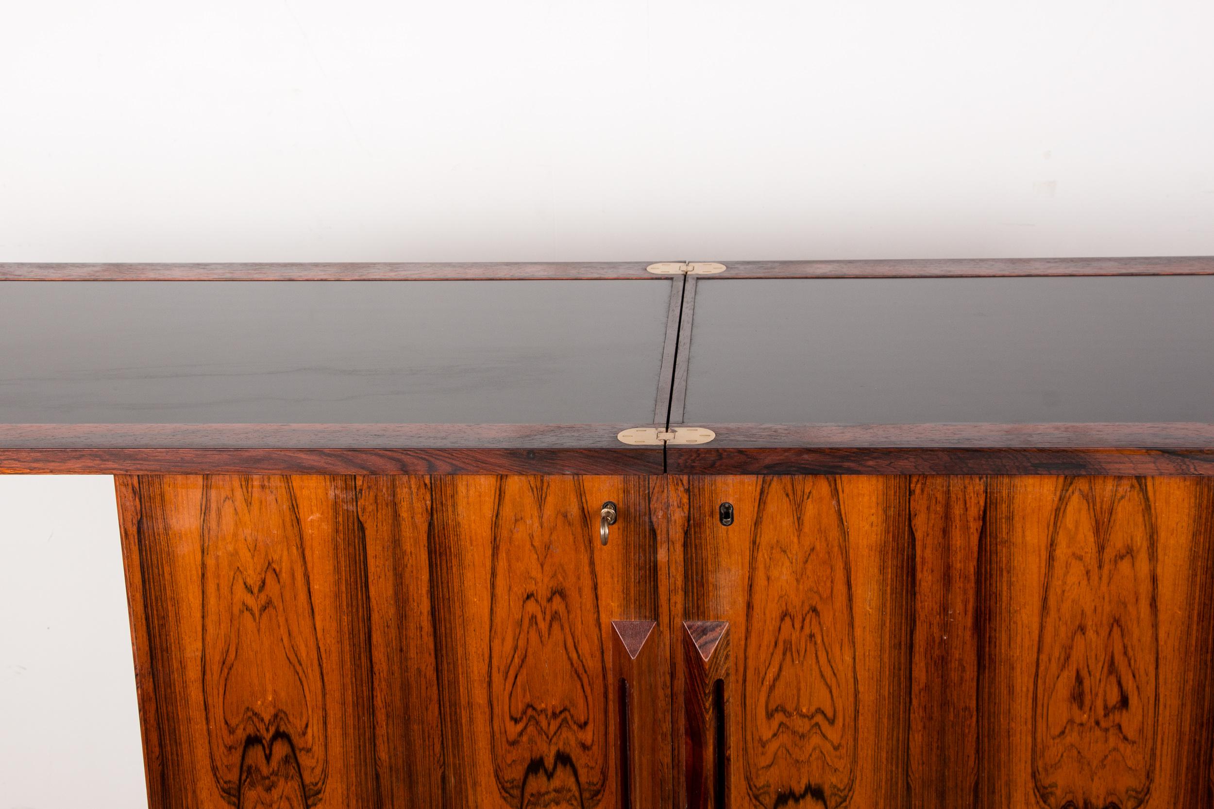 Scandinavian Modern Rolling and extendable bar, Norwegian Rosewood by Torbjørn Afdal for Bruksbo 196