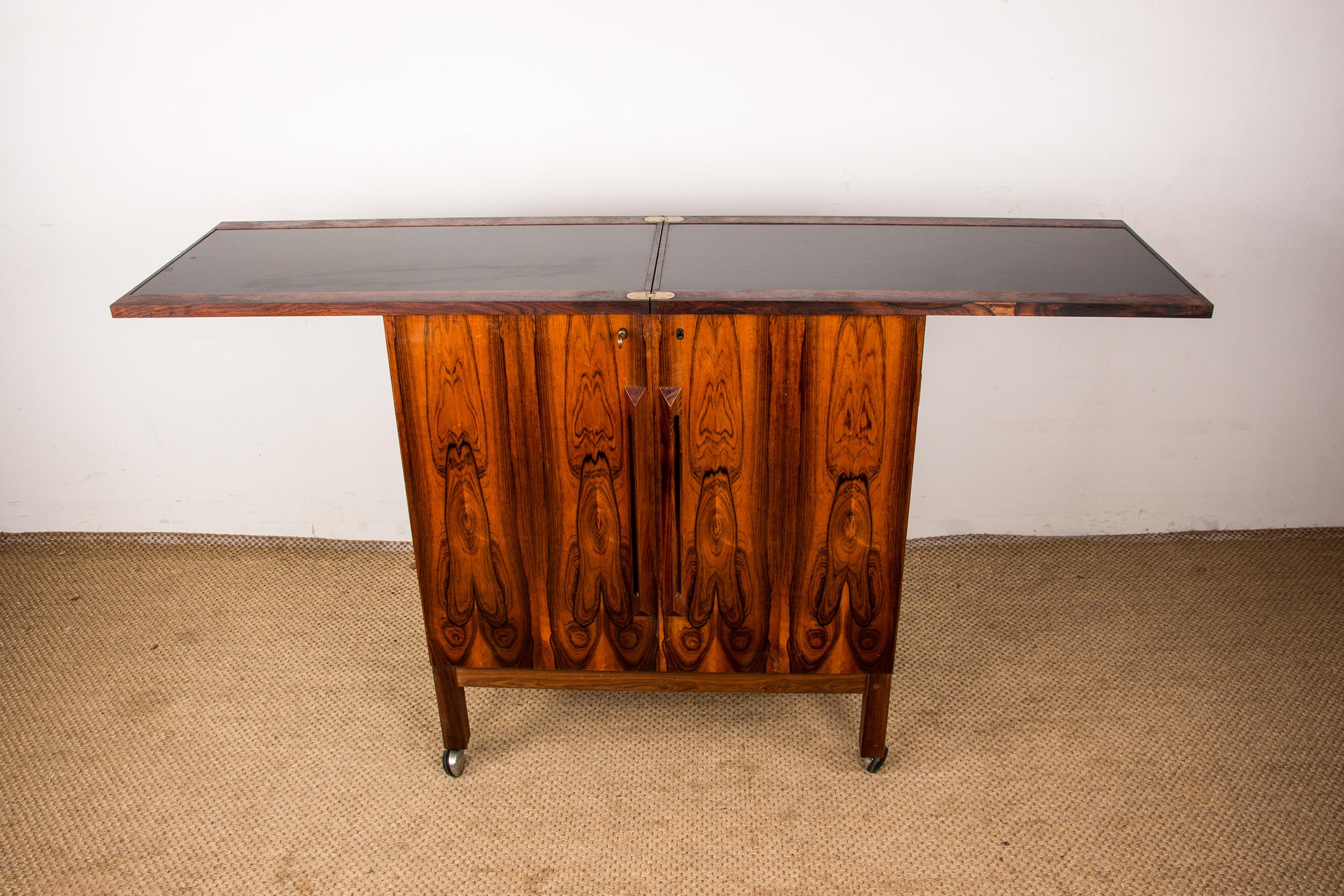 Rolling and extendable bar, Norwegian Rosewood by Torbjørn Afdal for Bruksbo 196 1
