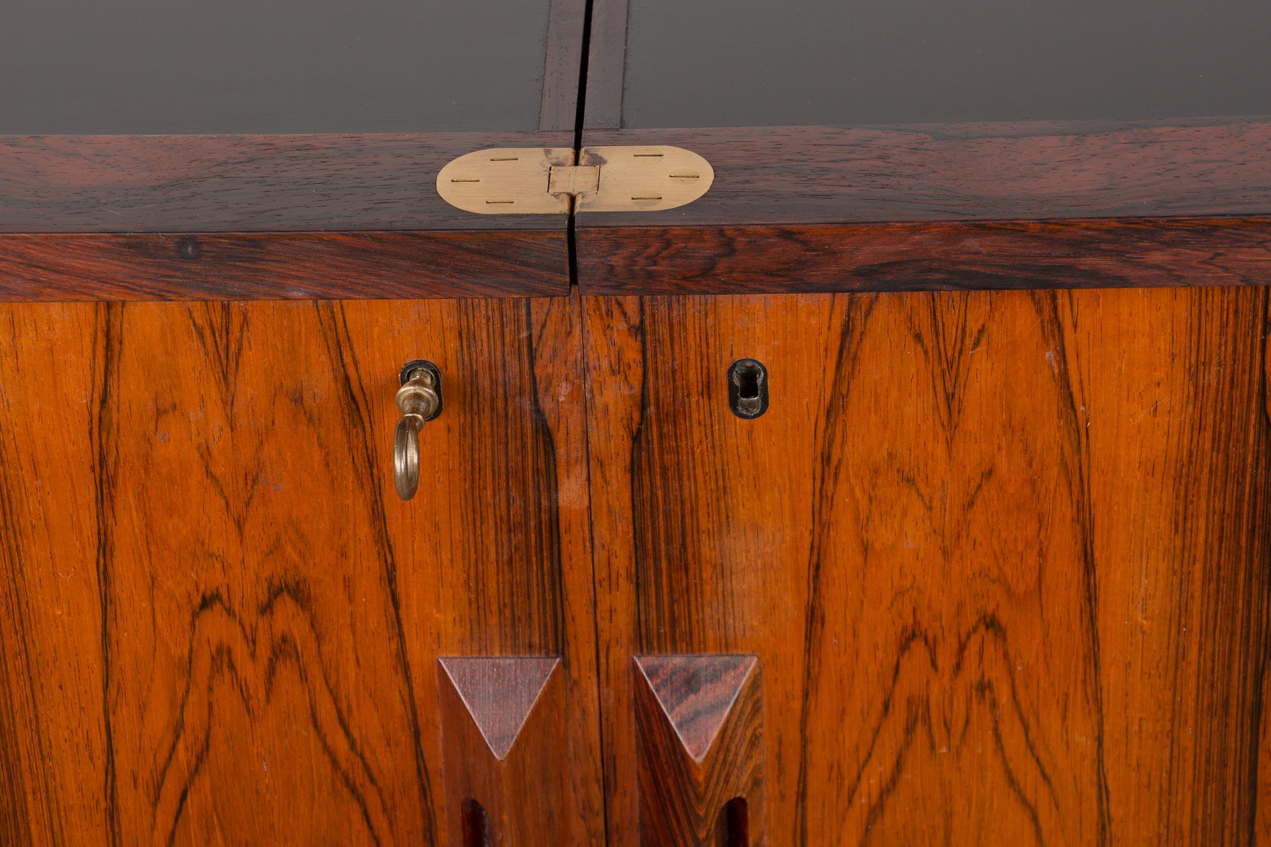 Rolling and extendable bar, Norwegian Rosewood by Torbjørn Afdal for Bruksbo 196 2