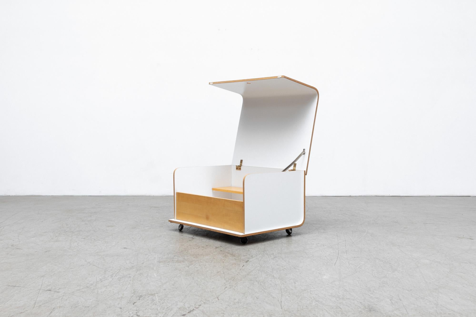 Mid-20th Century White and Blonde Rolling Bar Cart by Pamio, Toso & Massari for Stilwood, 1960's