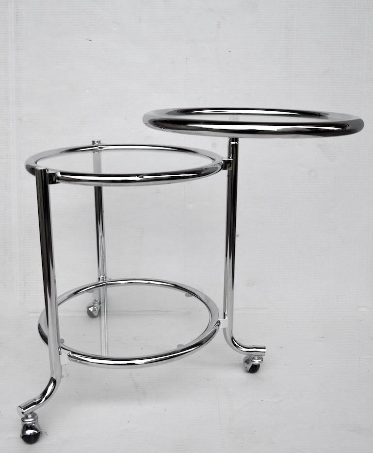 Rolling Chrome Bar Serving Cart with Chrome Rings In Excellent Condition For Sale In New York, NY