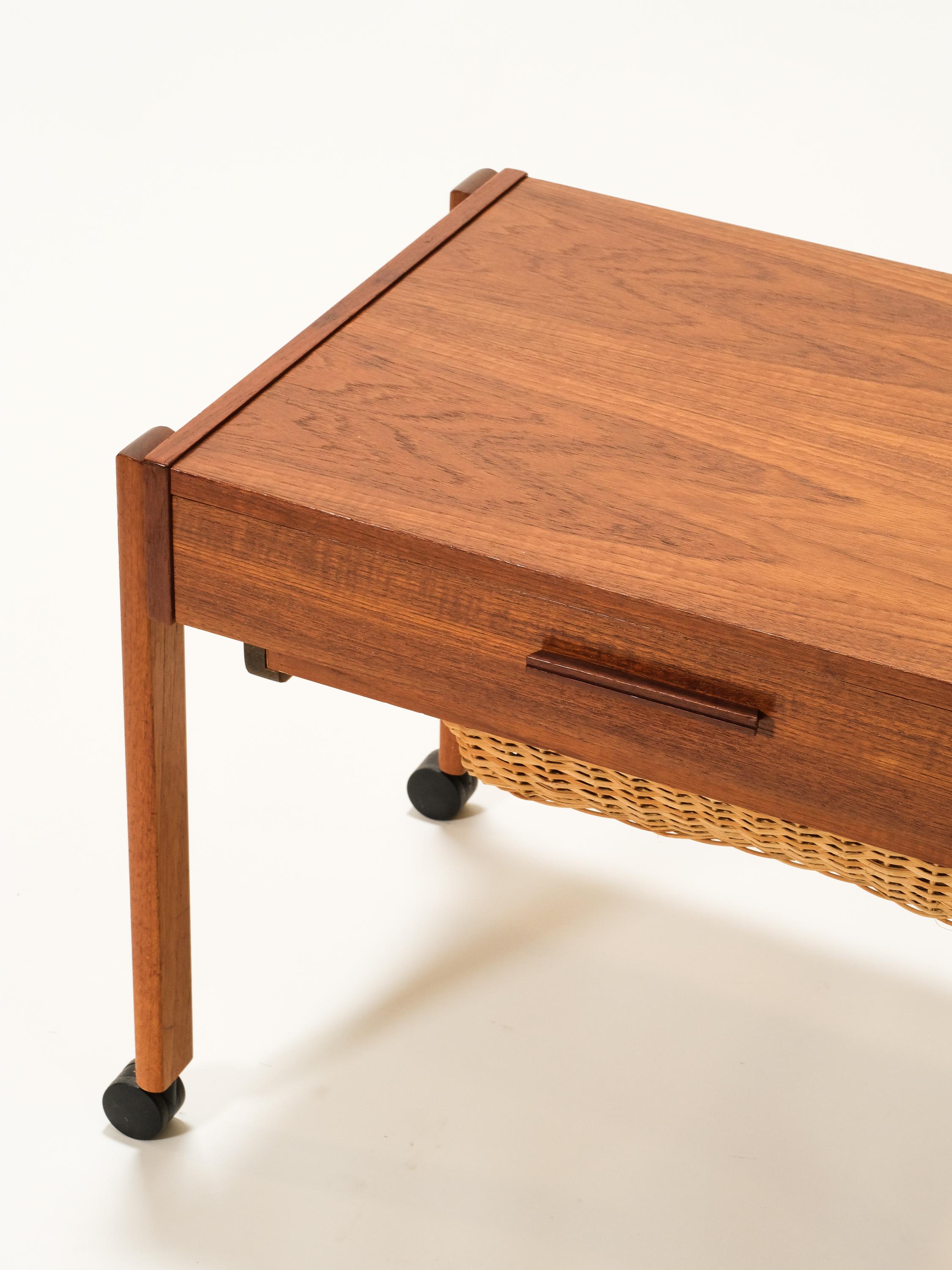 Scandinavian Modern Rolling Danish Teak Sewing Table or Bar Cart with Slide Out Rattan Basket, 1960s For Sale