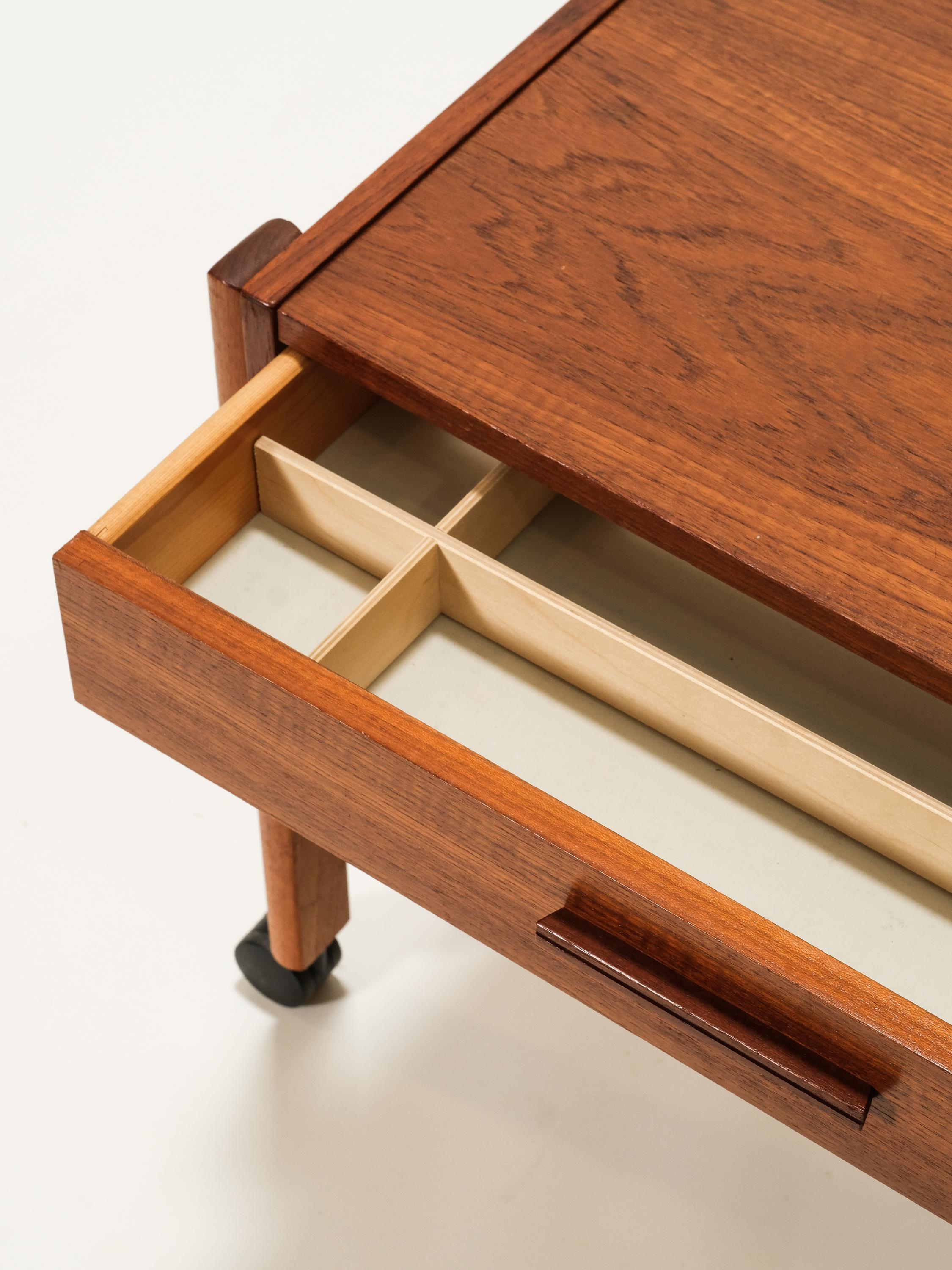 Rolling Danish Teak Sewing Table or Bar Cart with Slide Out Rattan Basket, 1960s For Sale 2