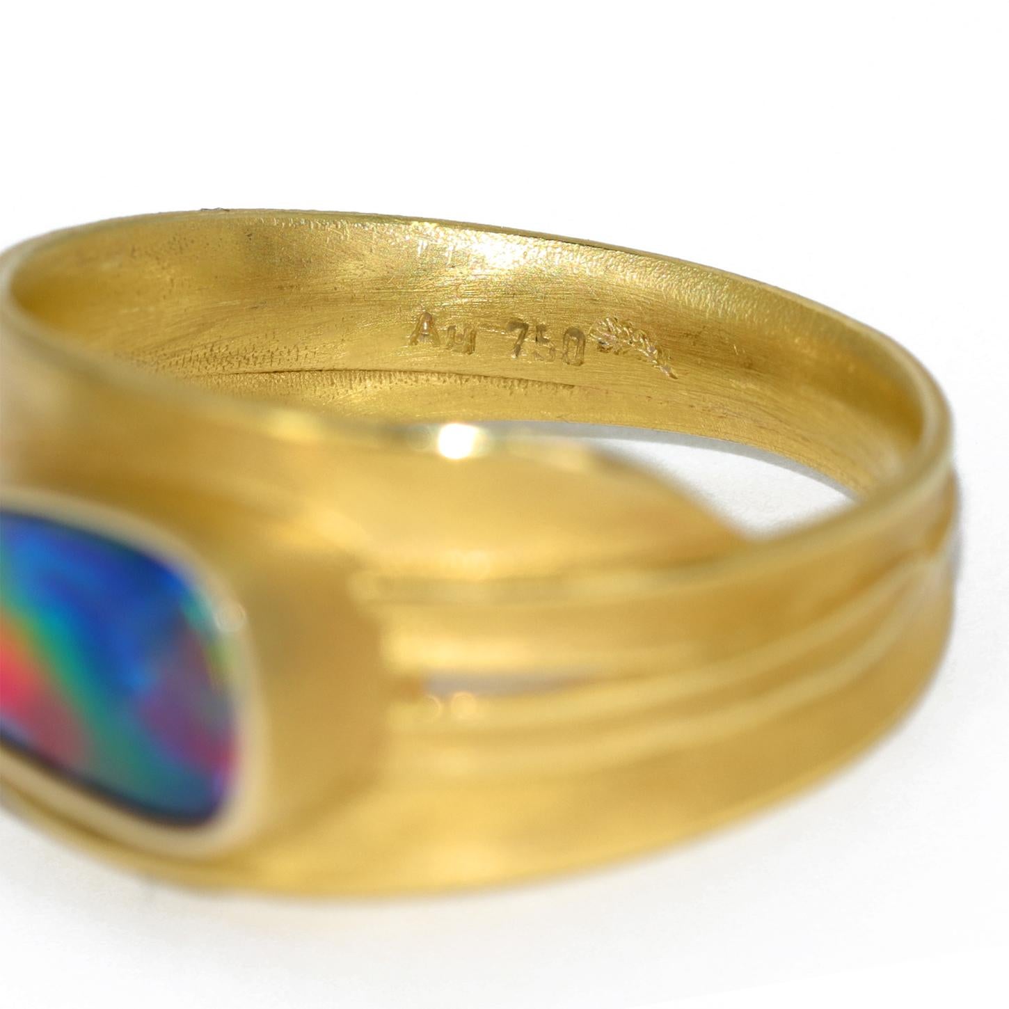 Rolling Flash Opal Gold Blade of Grass One of a Kind Ring, Barbara Heinrich 2024 1