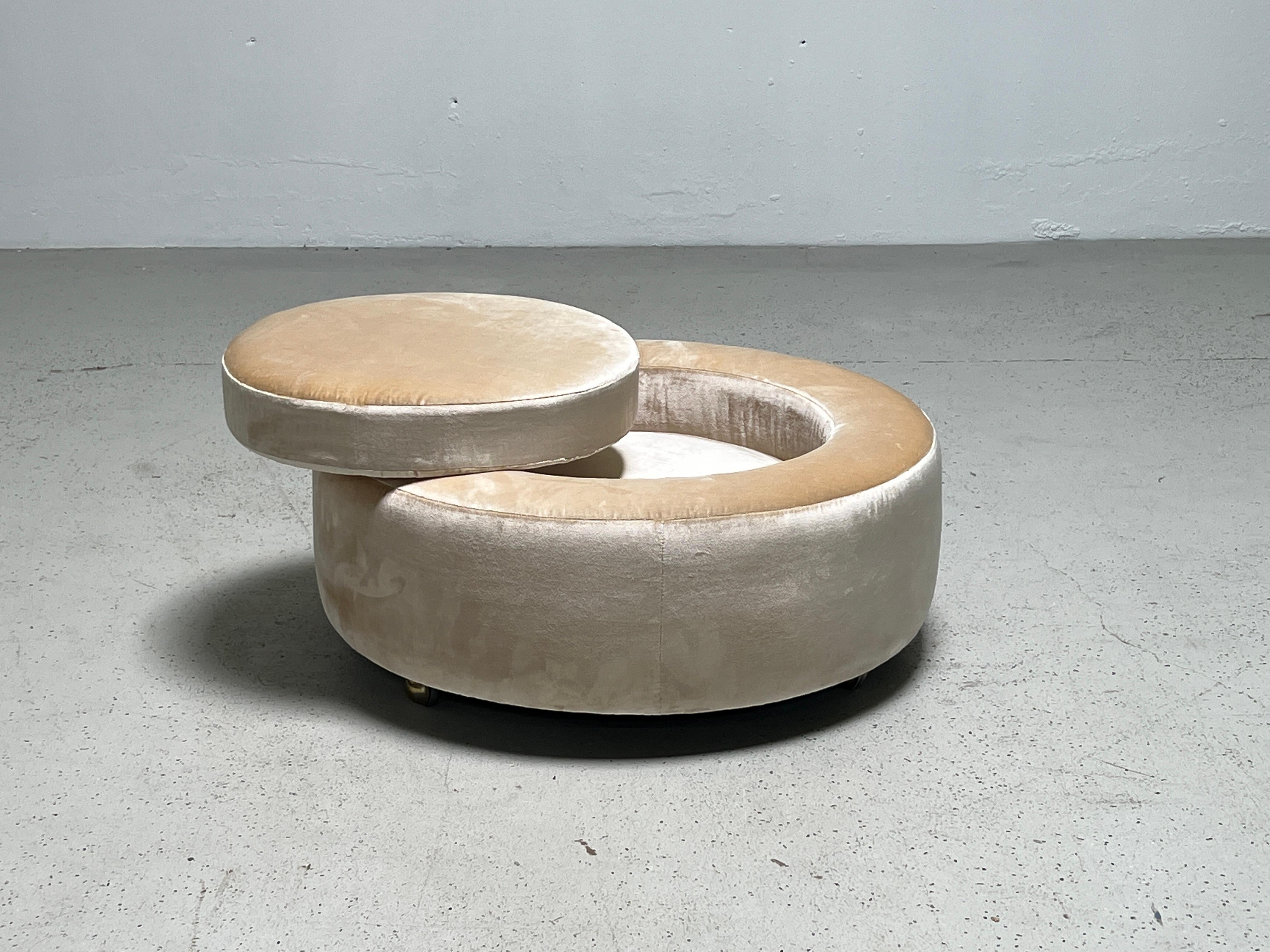 Mid-20th Century Rolling Ottoman by Edward Wormley for Dunbar For Sale