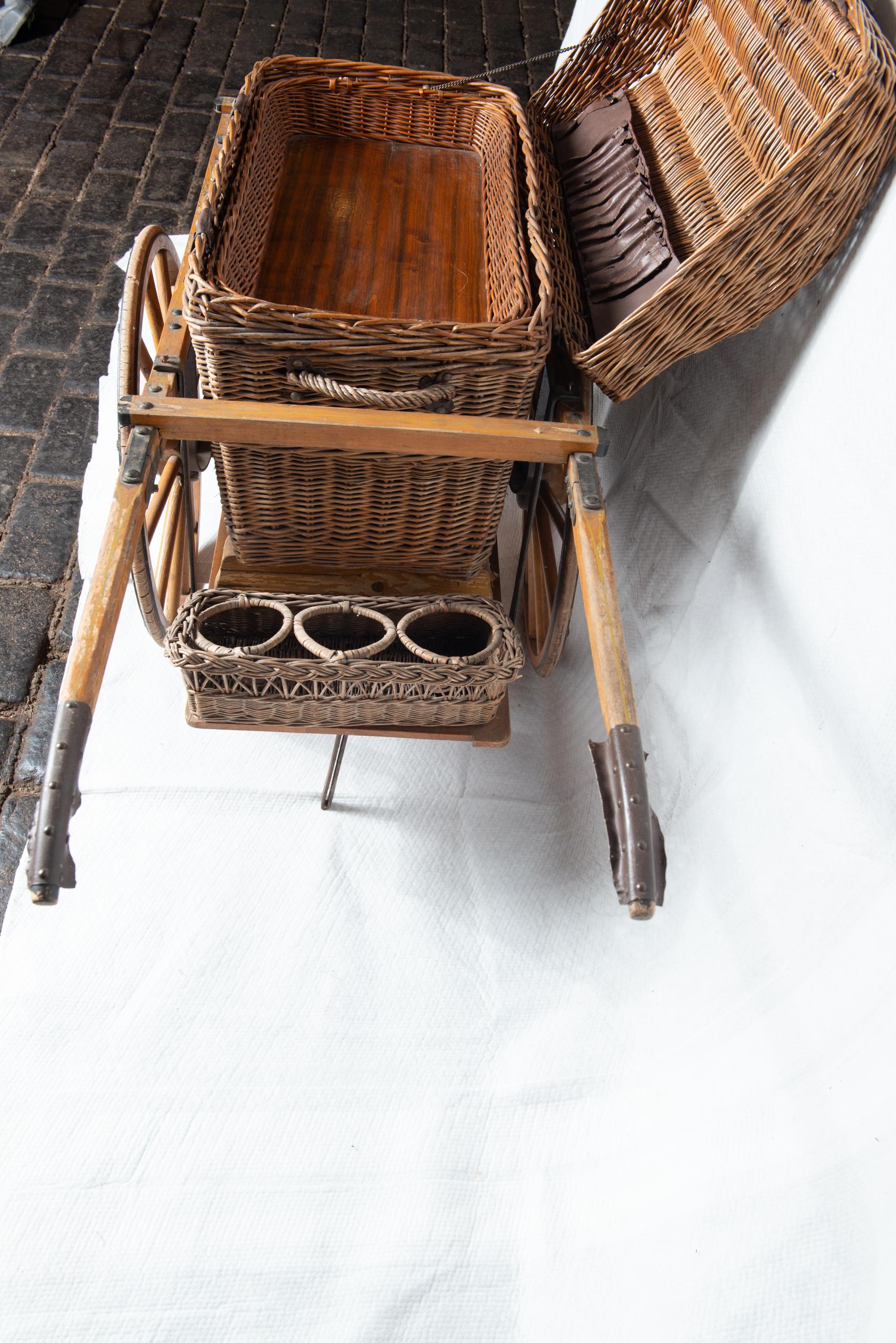 Rolling Wicker Picnic Basket Cart For Sale 3