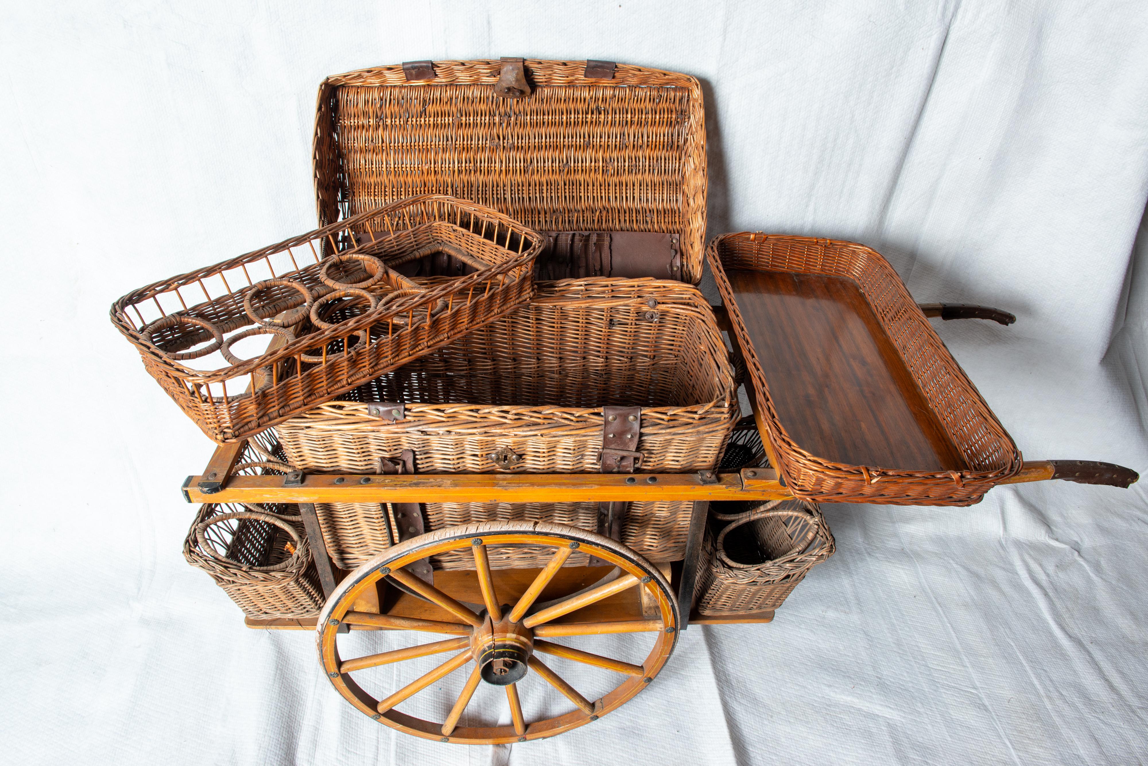 Rolling Wicker Picnic Basket Cart In Fair Condition For Sale In Stamford, CT