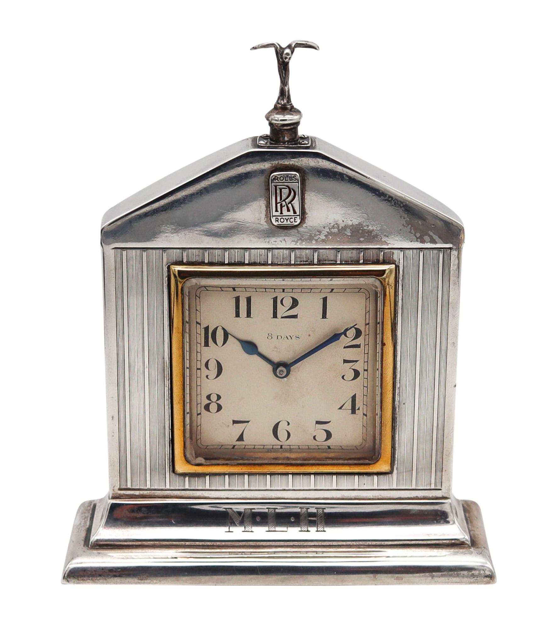 Un orologio da scrivania in stile art déco di Rolls Royce.

Si tratta di uno splendido orologio da tavolo di presentazione, creato dalla Rolls Royce Company a Londra, in Inghilterra, durante il periodo dell'Art Déco, nel 1927. L'orologio è stato