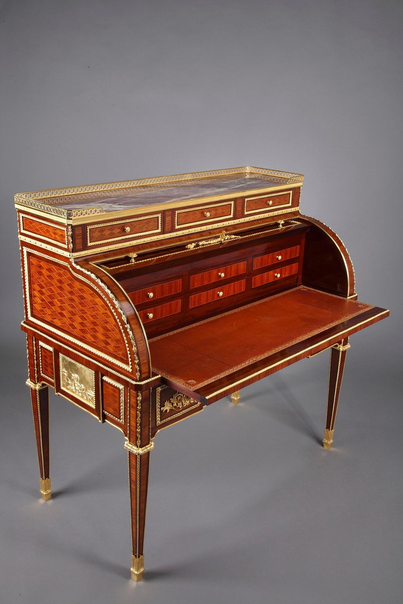 Rolltop Desk after Jean-Henri Riesener Attributed to Maison Beurdeley For Sale 6