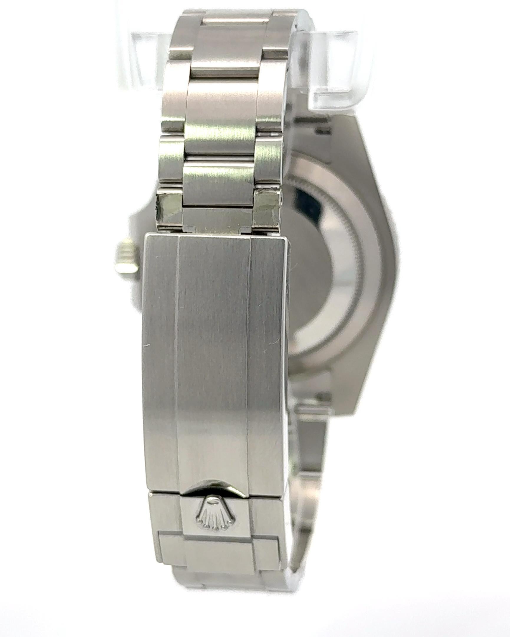 RolRolex 2016 Submariner - 116610LV Orologio Oyster in acciaio inossidabile con scheda e scatola In condizioni buone in vendita a Palm Beach, FL