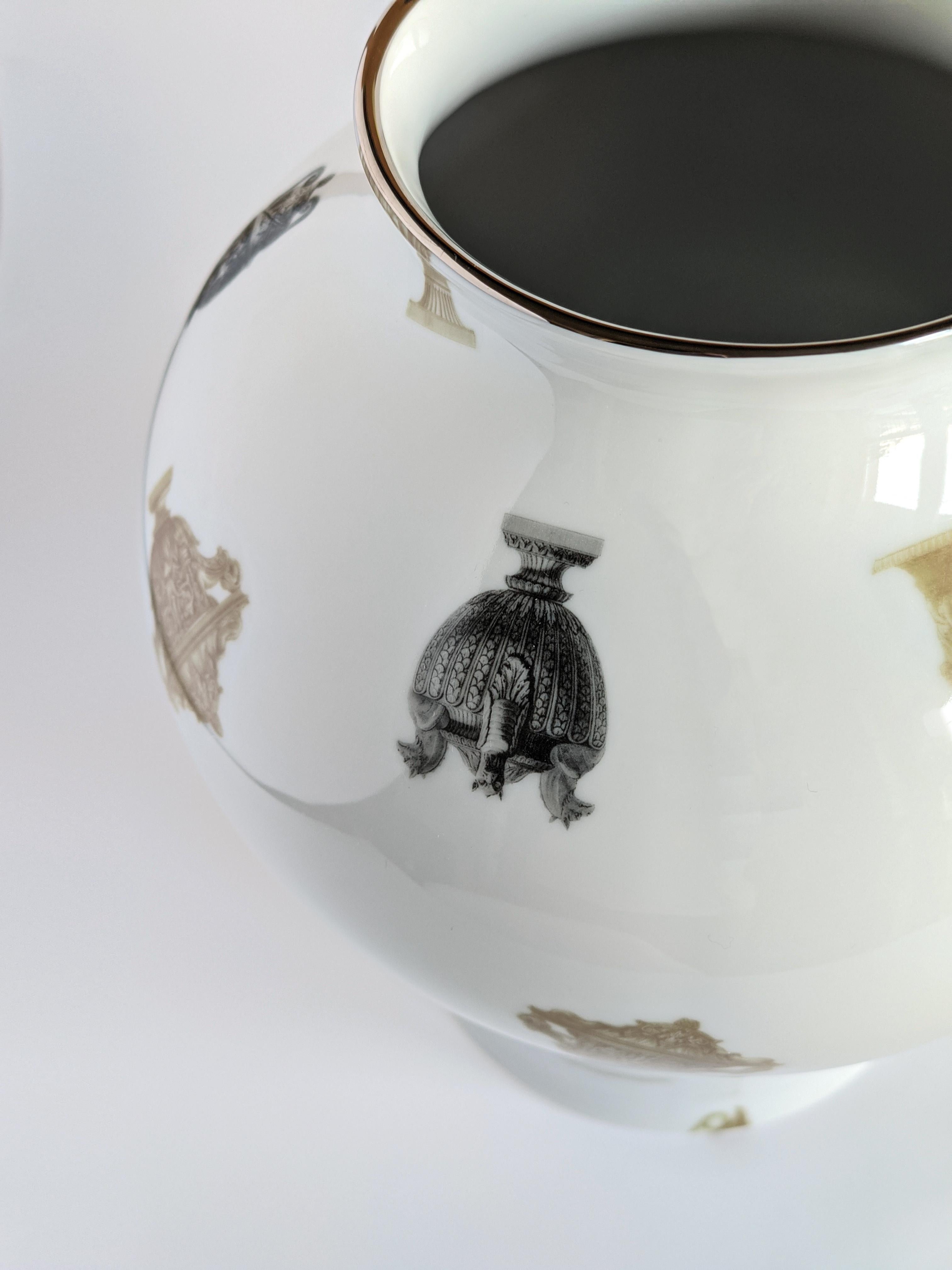 Roma, Contemporary Porcelain Vase with Decorative Design by Vito Nesta For Sale 1