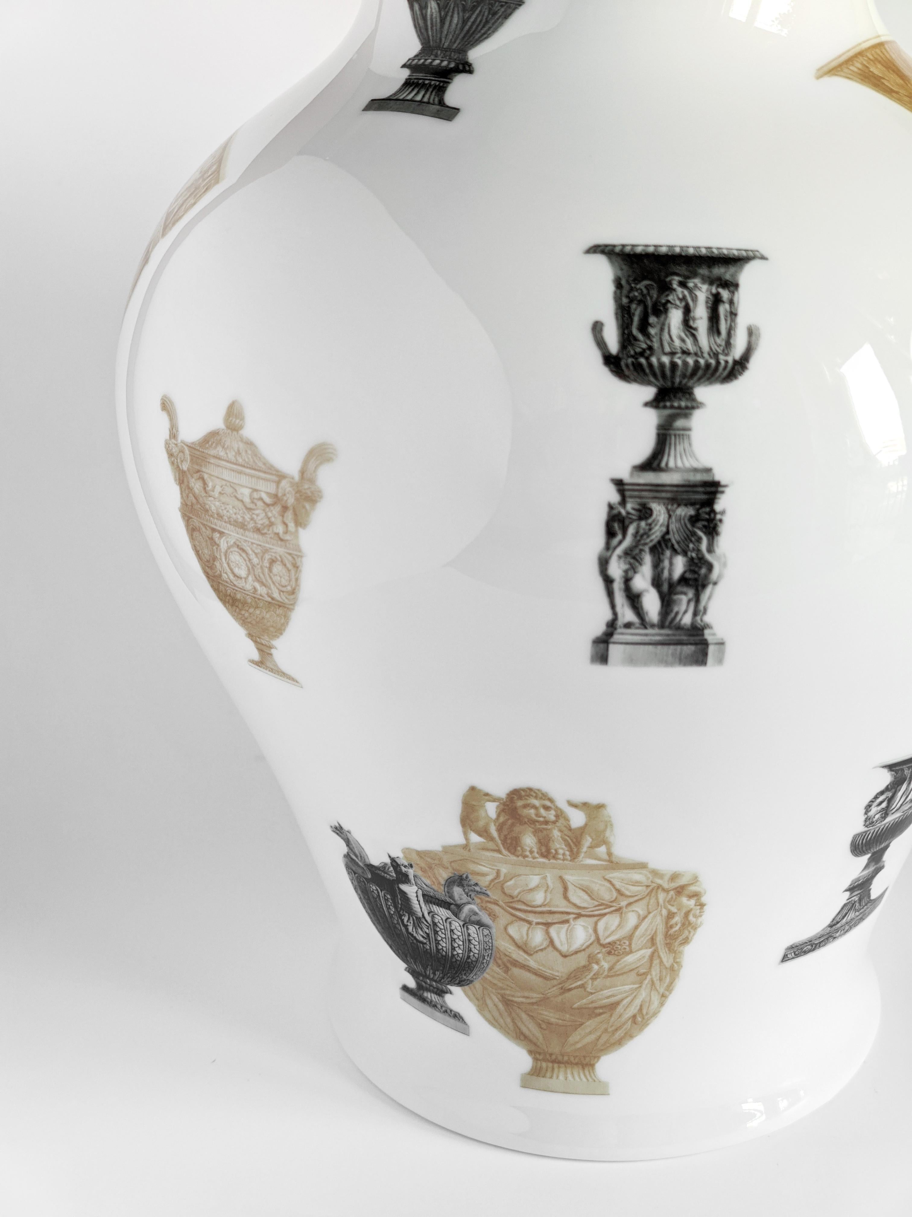 Roma, Contemporary Porcelain Vase with Decorative Design by Vito Nesta For Sale 2