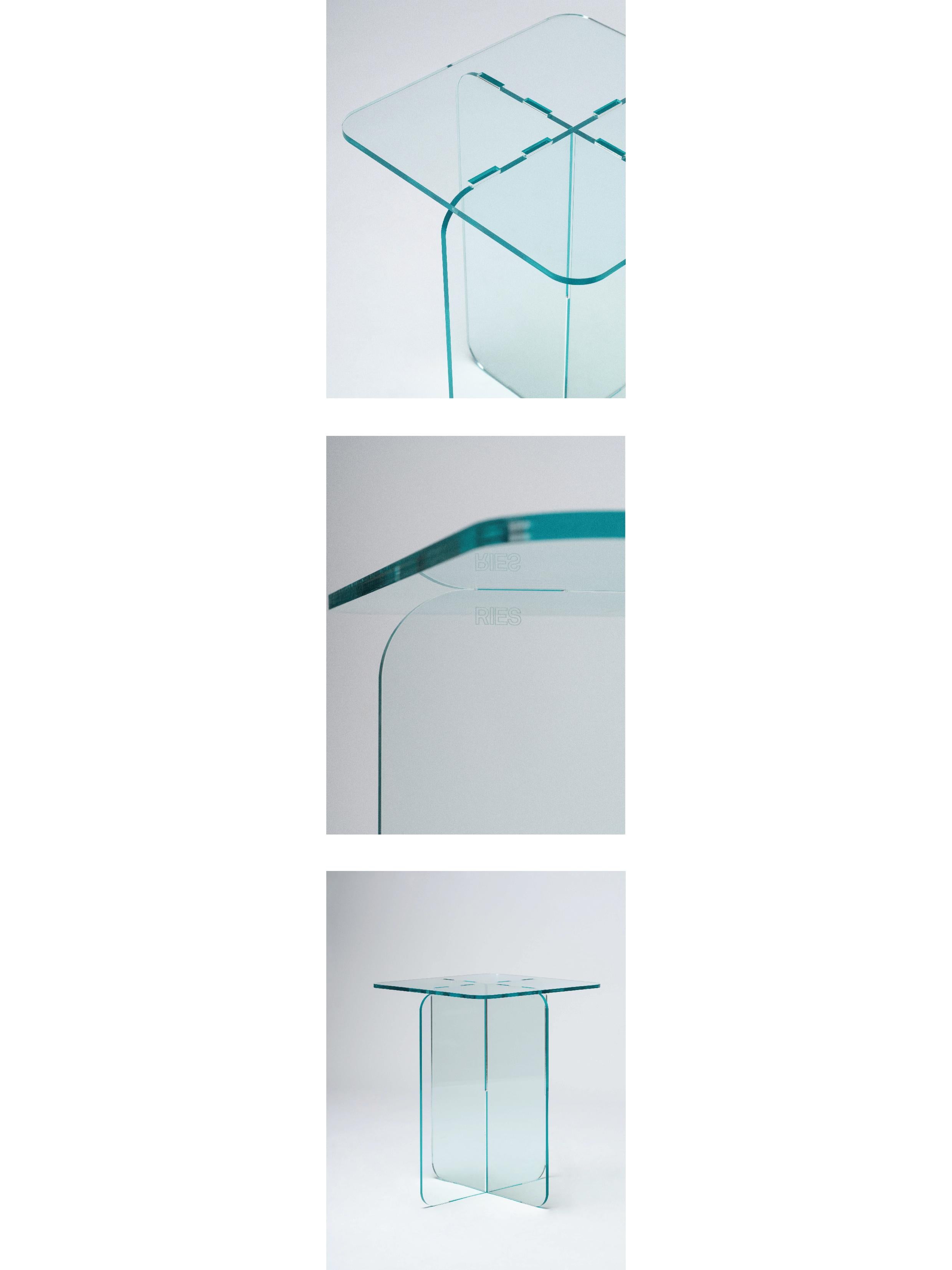 ROMA Contemporary Side Table Acrylic by Ries (Square Top) For Sale 11