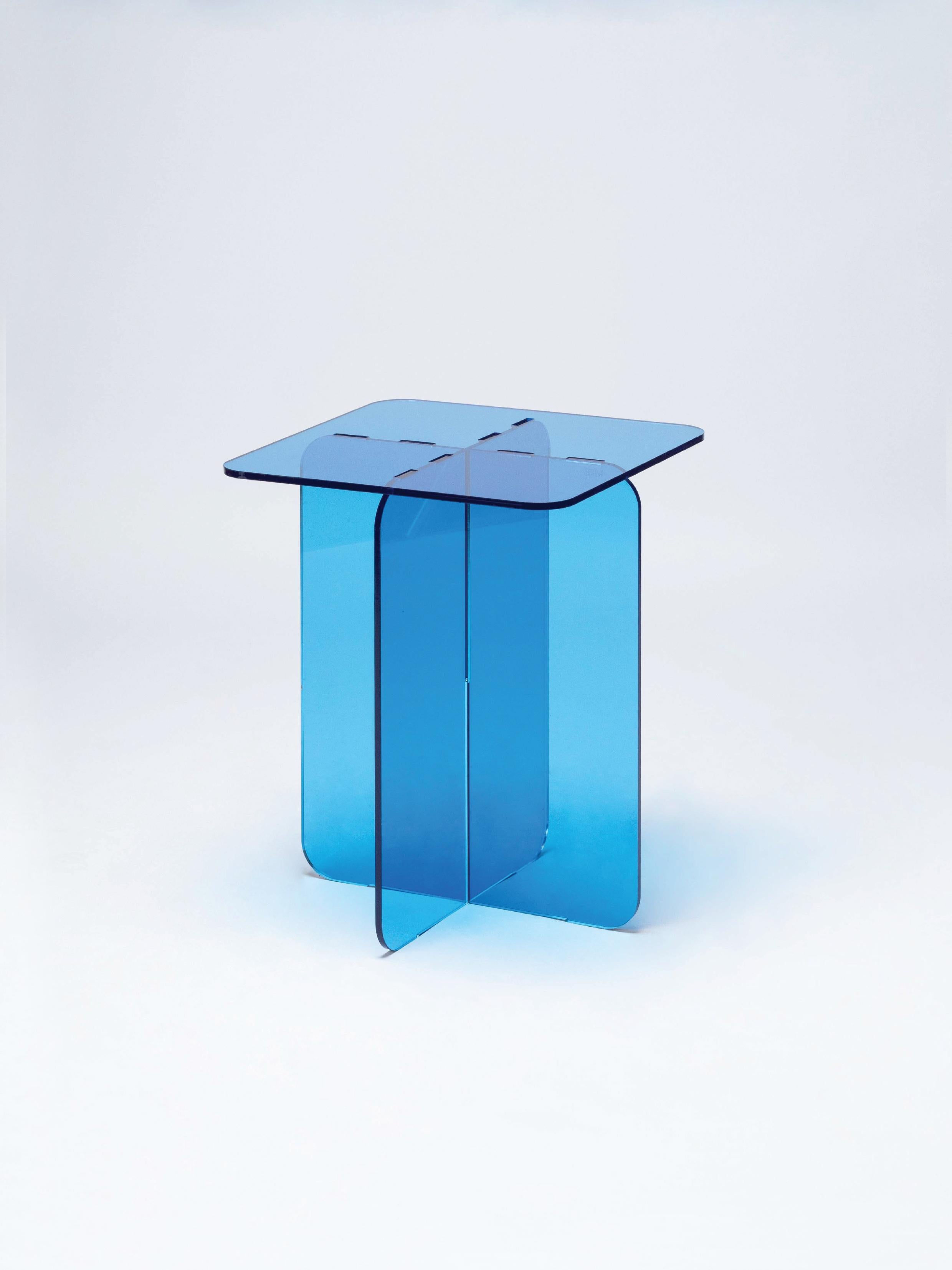 Argentine ROMA Contemporary Side Table Acrylic by Ries (Square Top) For Sale
