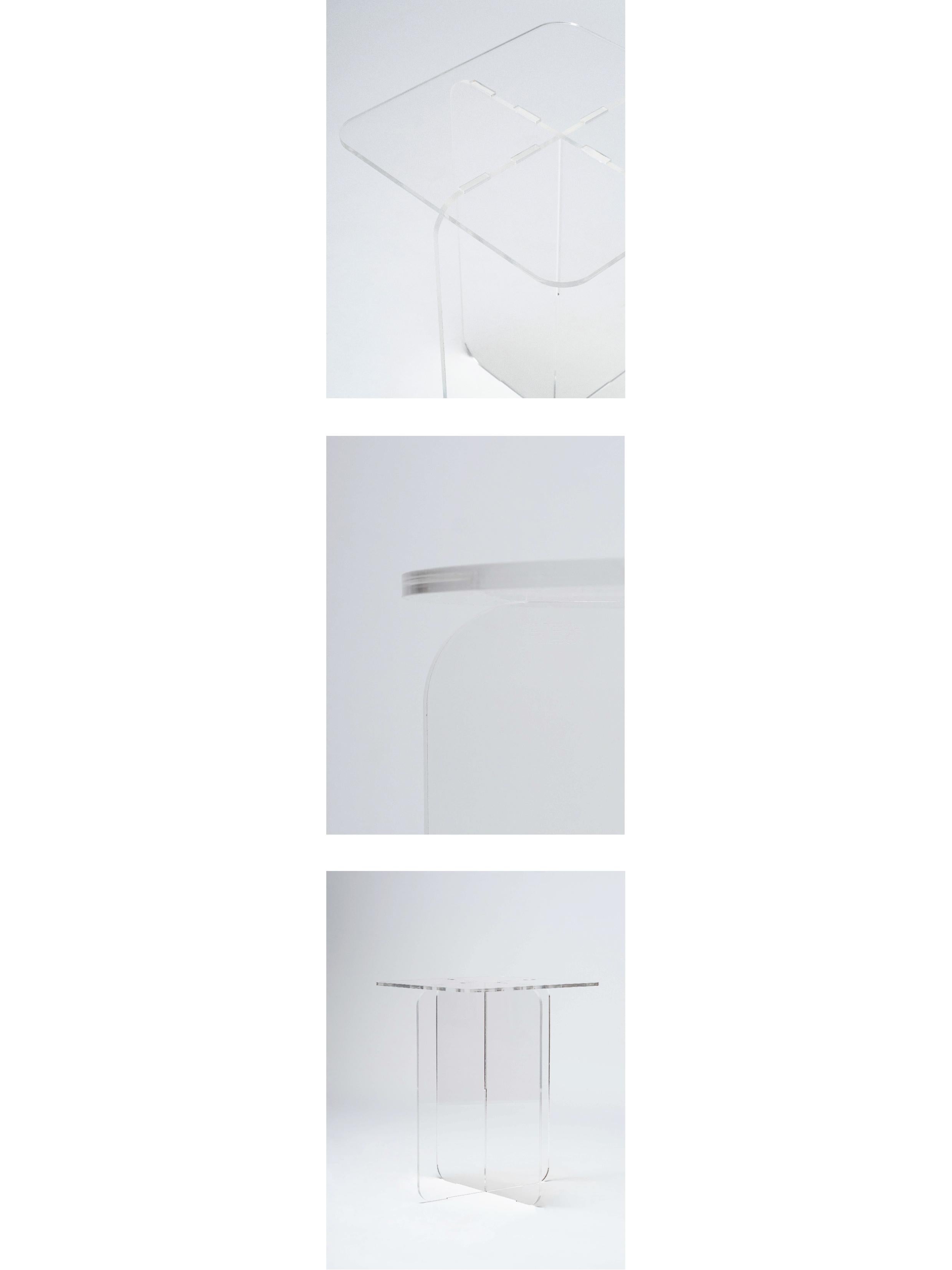 ROMA Contemporary Beistelltisch Acryl von Ries (Quadratische Platte) im Angebot 3