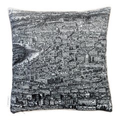 Roma, cojín contemporáneo de terciopelo estampado de Vito Nesta