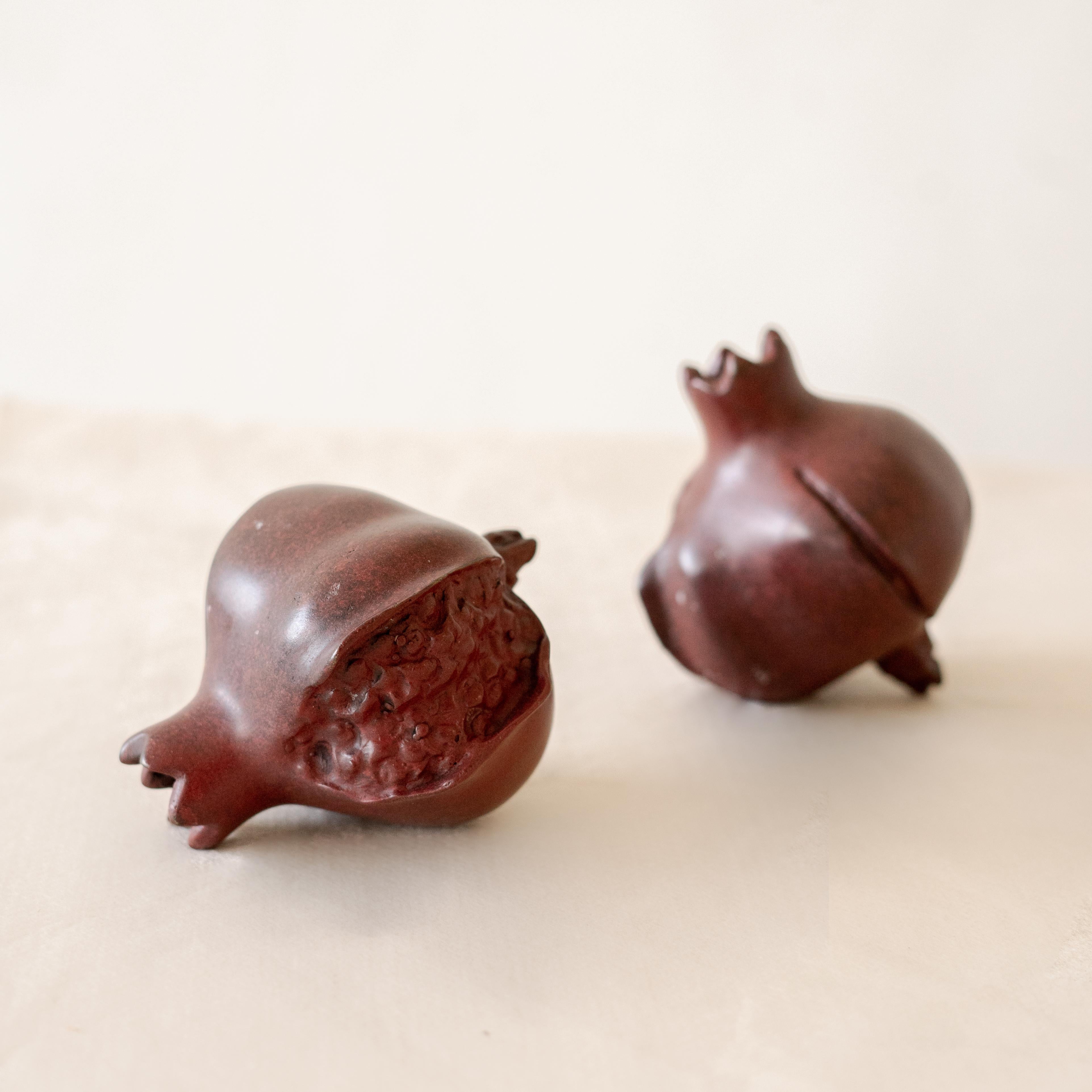 Post-Modern Romã Sculpture with Red Patina by Lucas Recchia, 2023 For Sale