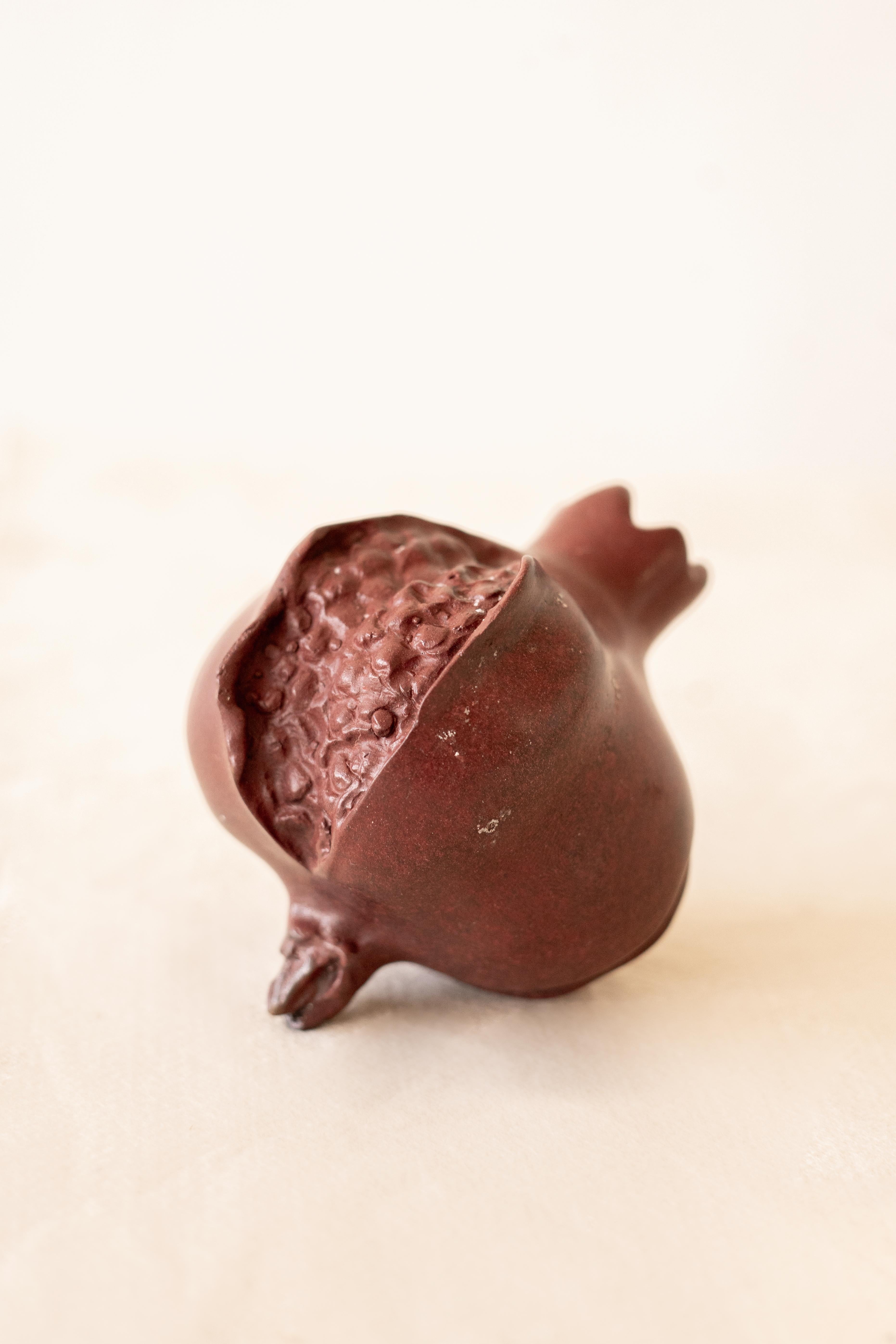 Contemporary Romã Sculpture with Red Patina by Lucas Recchia, 2023 For Sale
