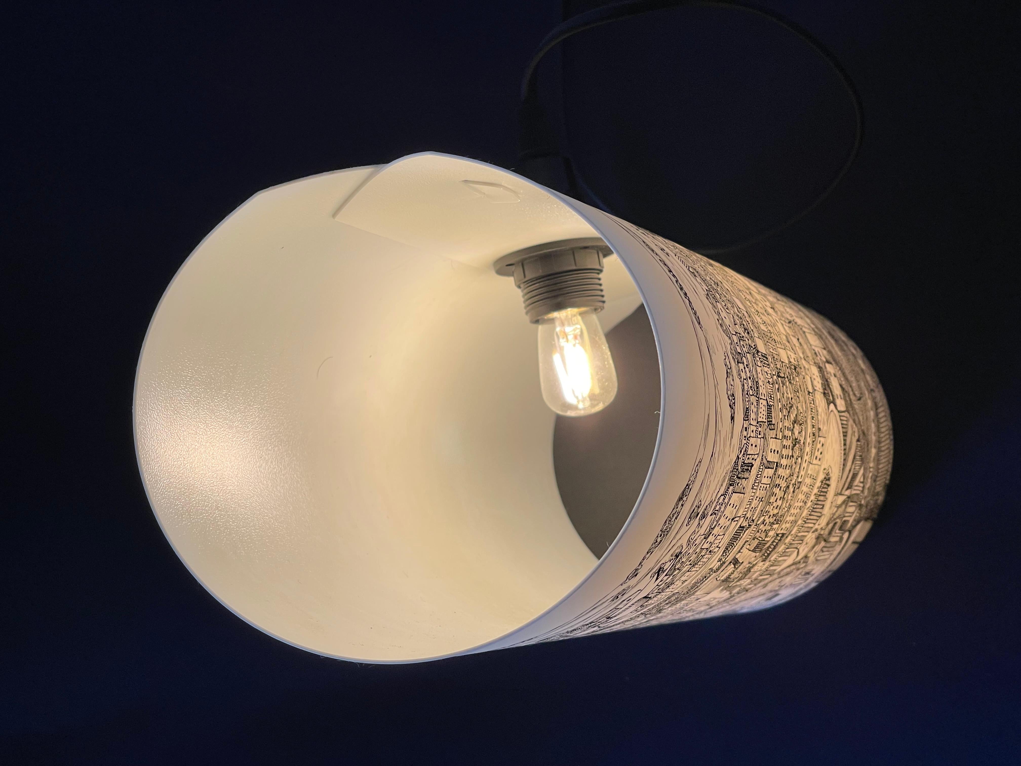 Lampada da tavolo 