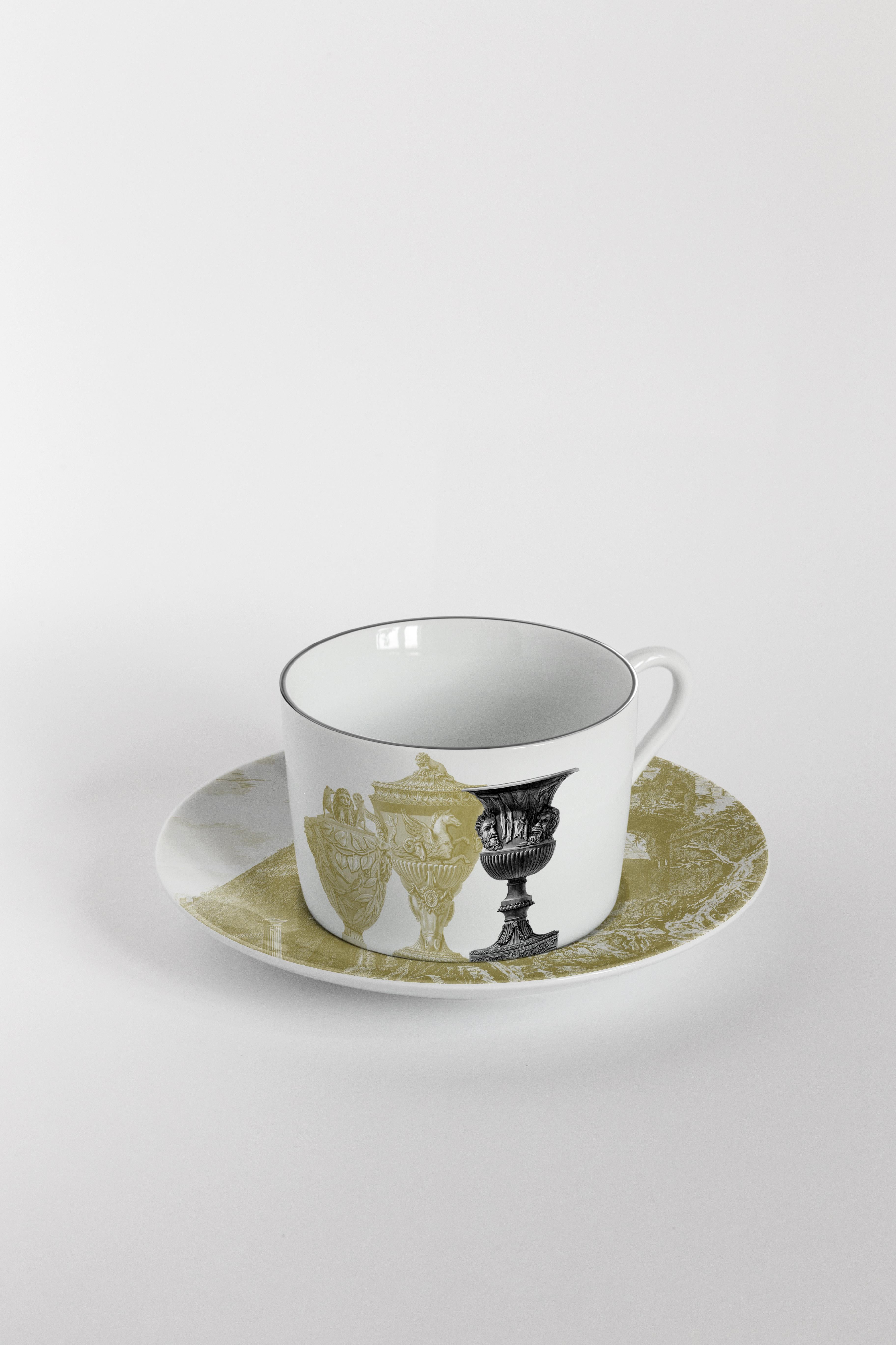 Roma, Tea Set with Six Contemporary Porcelains with Decorative Design For Sale 1