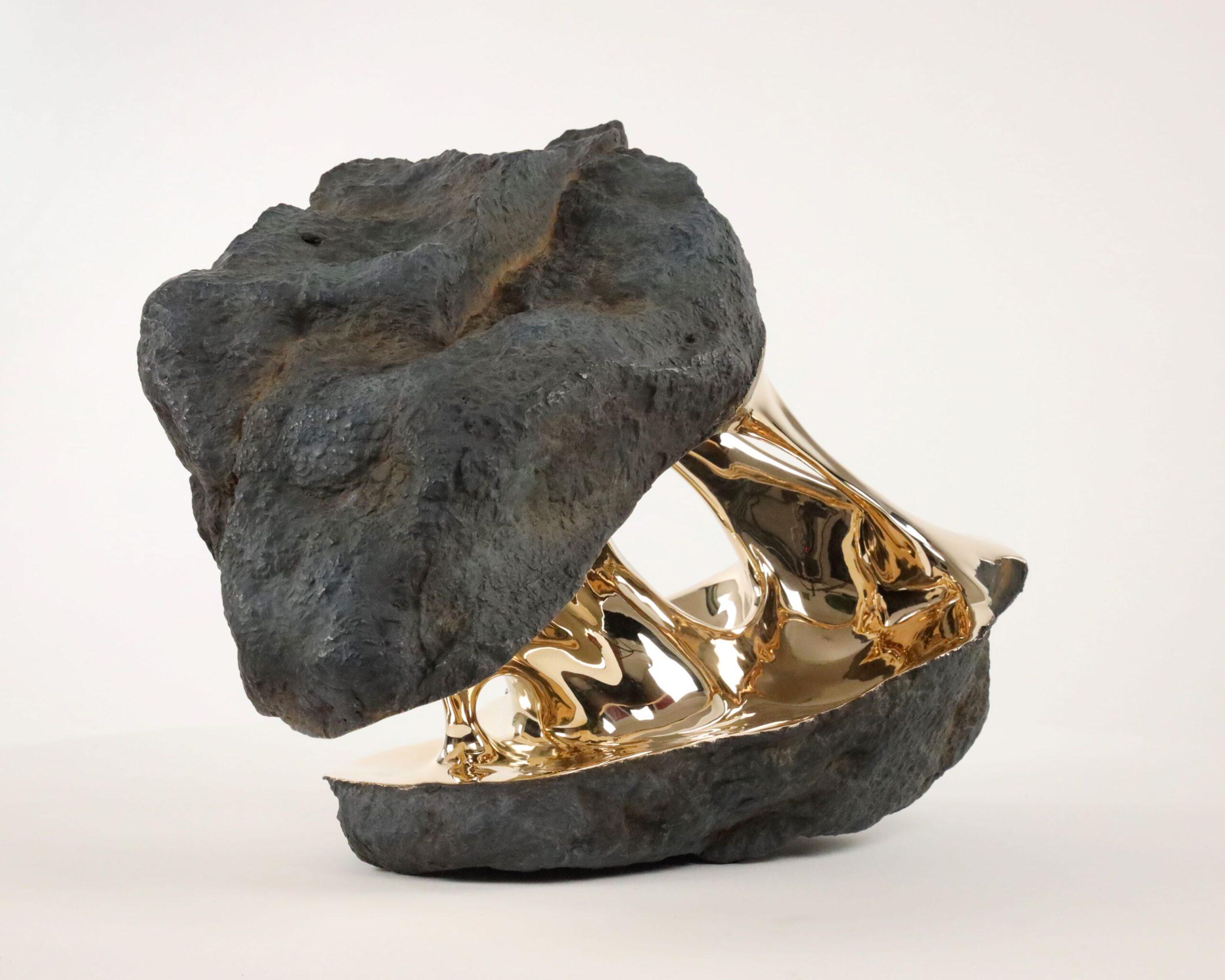 Alchemy by Romain Langlois - Rock-like bronze sculpture, golden, abstract en venta 10