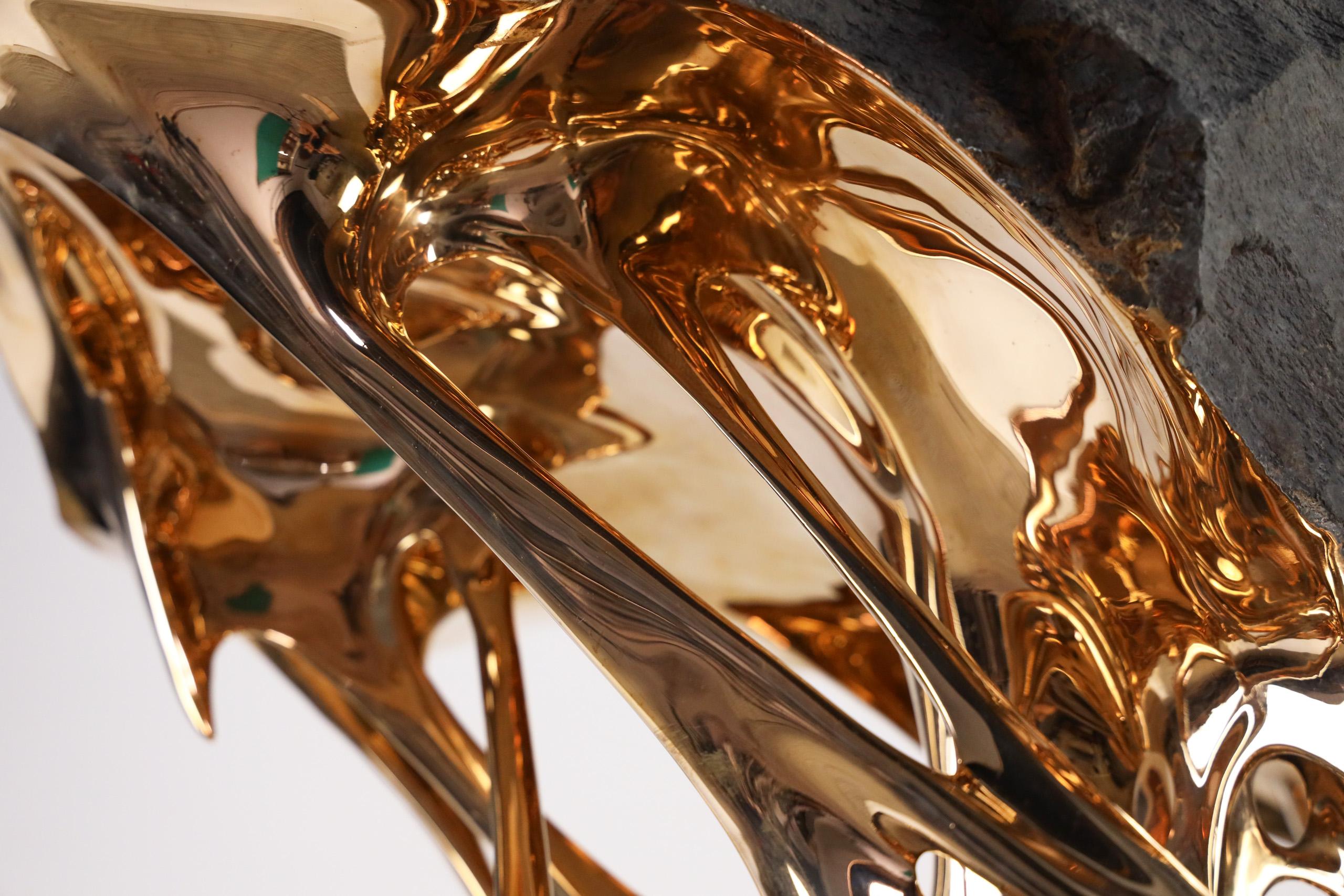 Gaïa by Romain Langlois - Rock-like bronze sculpture, golden, abstract For Sale 8