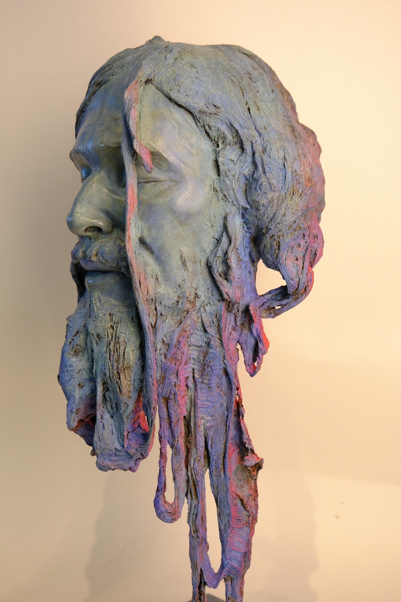 Holi by Romain Langlois - Figurative bronze sculpture, dark, man, spiritual im Angebot 4