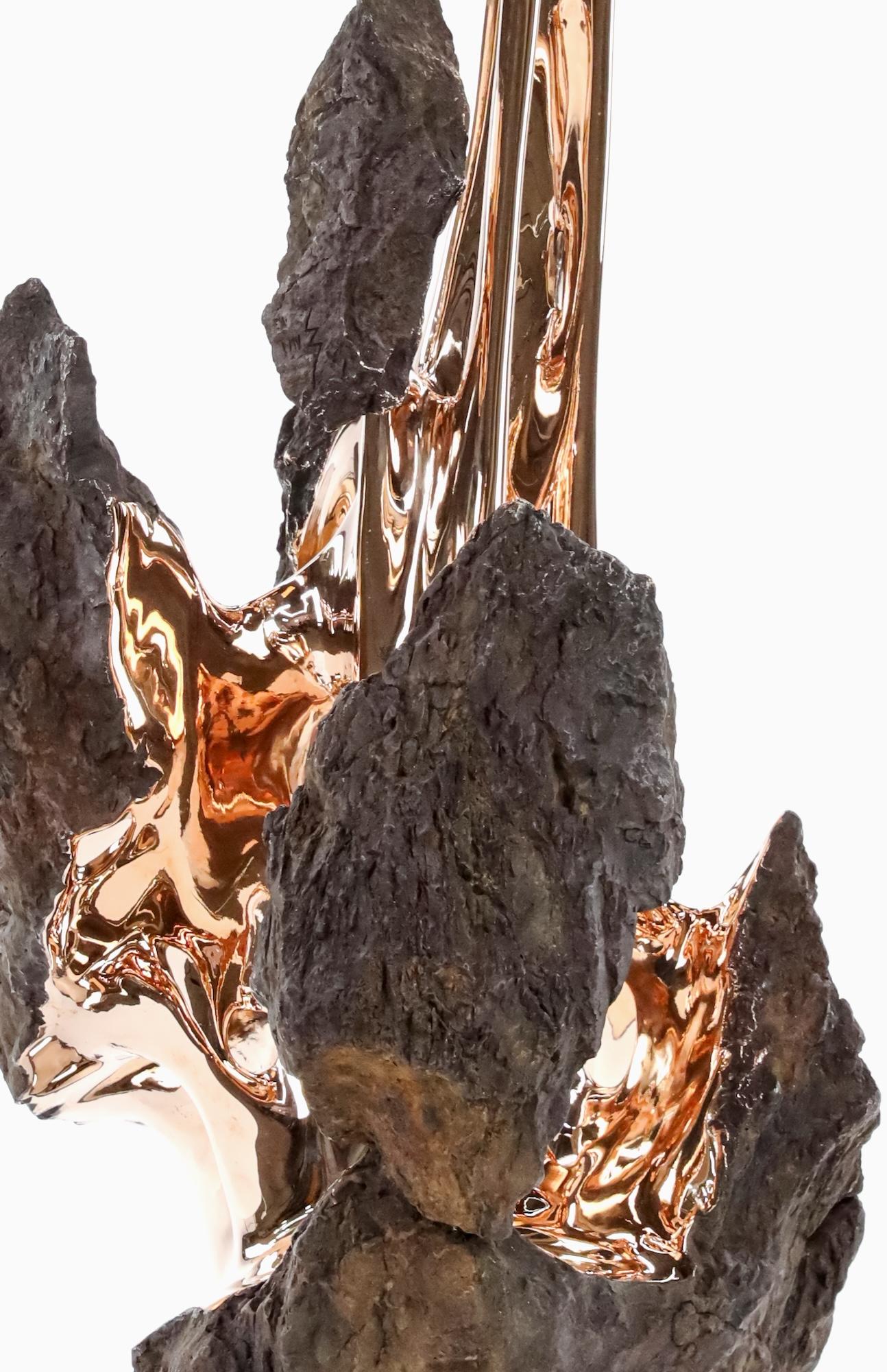 Hyakutake by Romain Langlois - Rock-like bronze sculpture, golden, abstract en vente 12