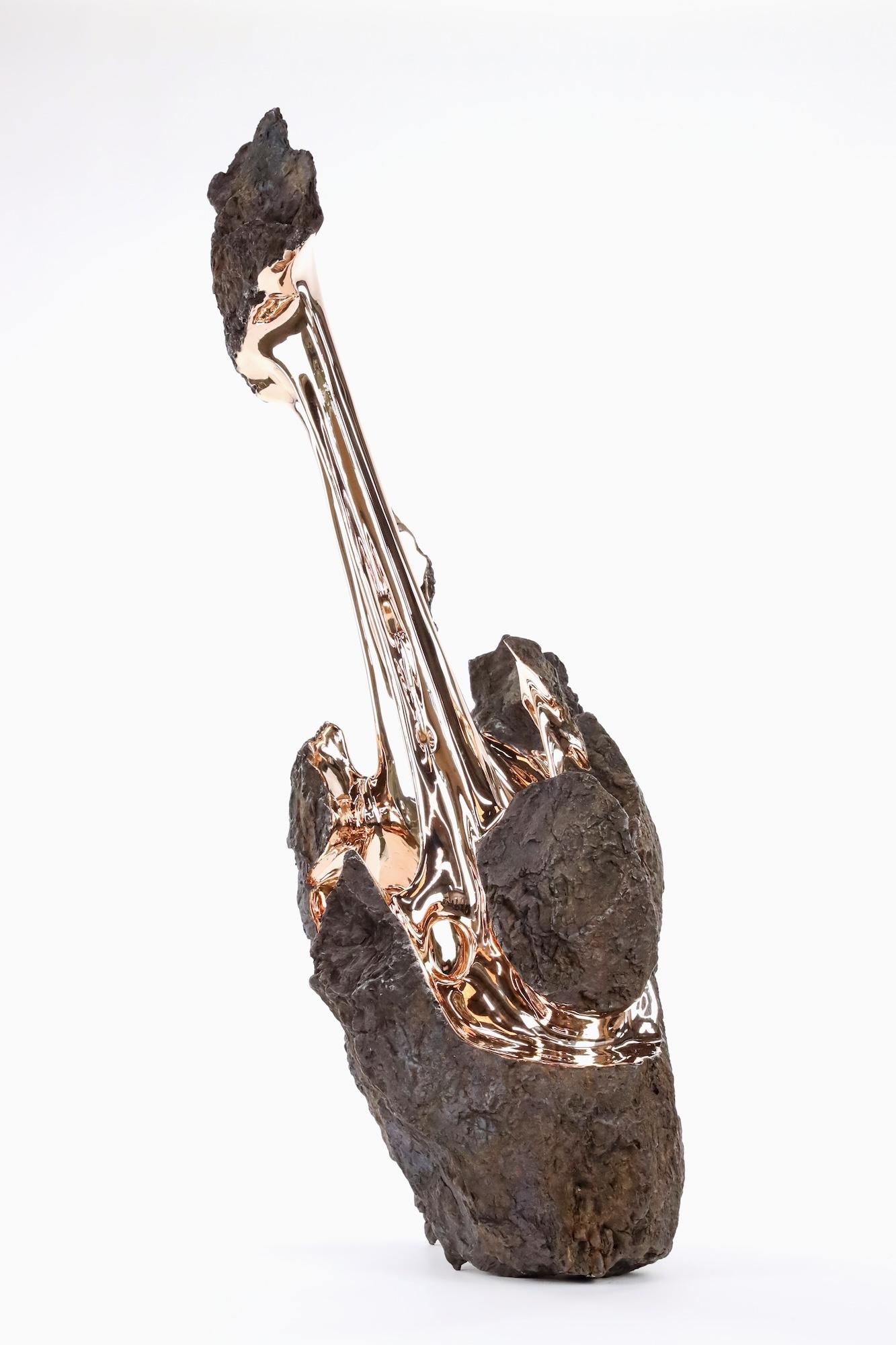 Hyakutake di Romain Langlois - Scultura in bronzo simile a una roccia, dorata, astratta in vendita 5