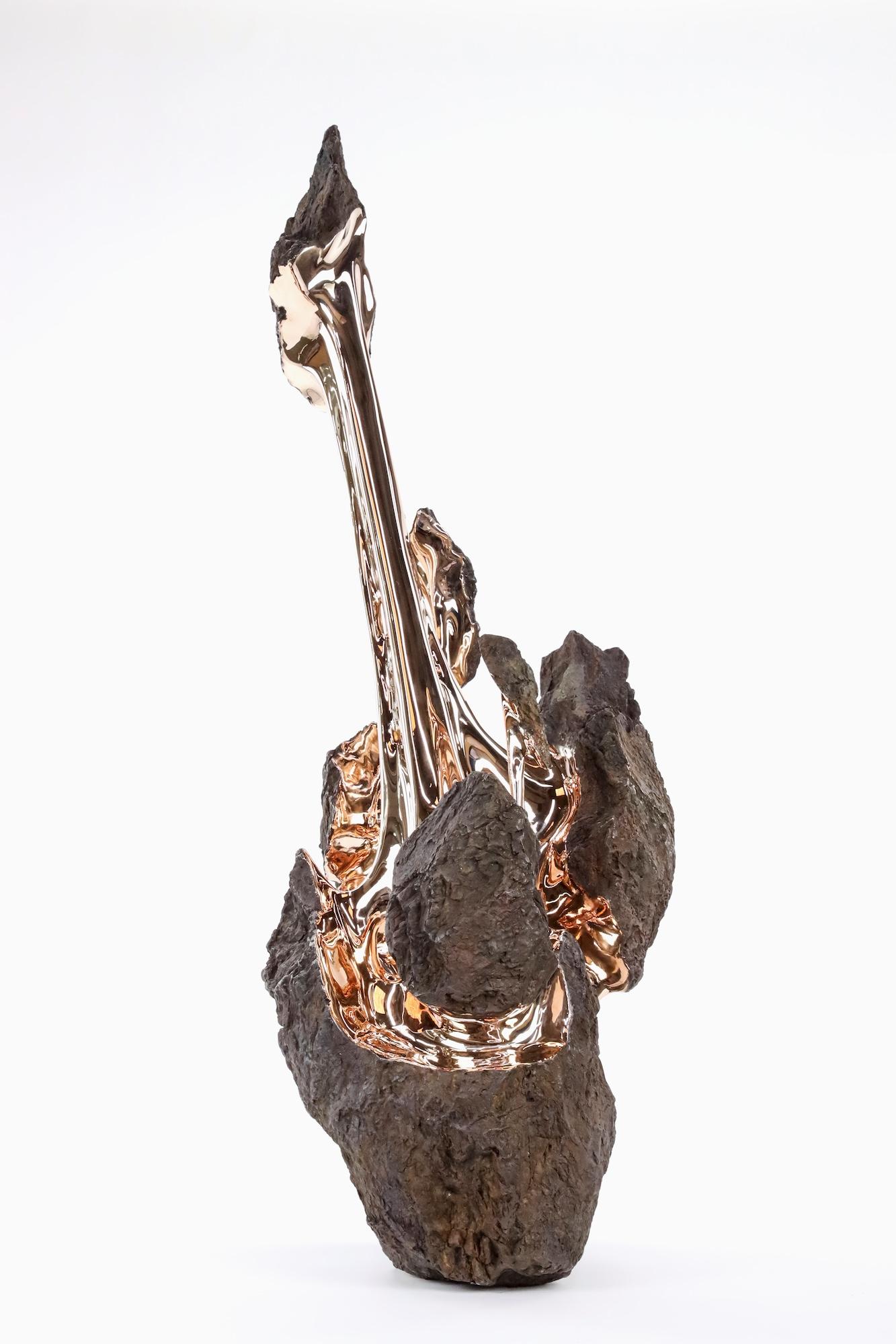 Hyakutake di Romain Langlois - Scultura in bronzo simile a una roccia, dorata, astratta in vendita 7