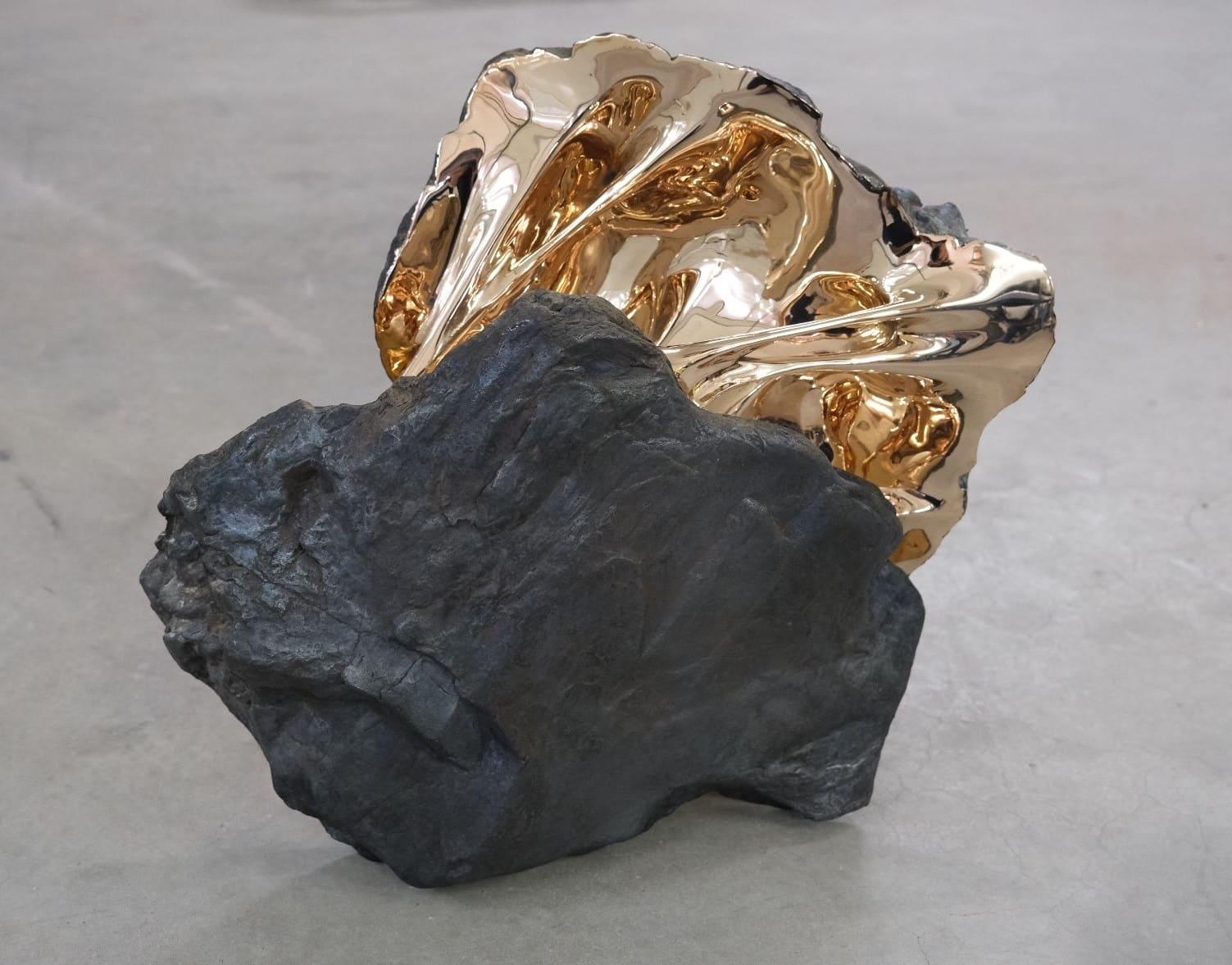 Sleeping Beauty by Romain Langlois - Rock-like bronze sculpture, golden, fusion For Sale 2