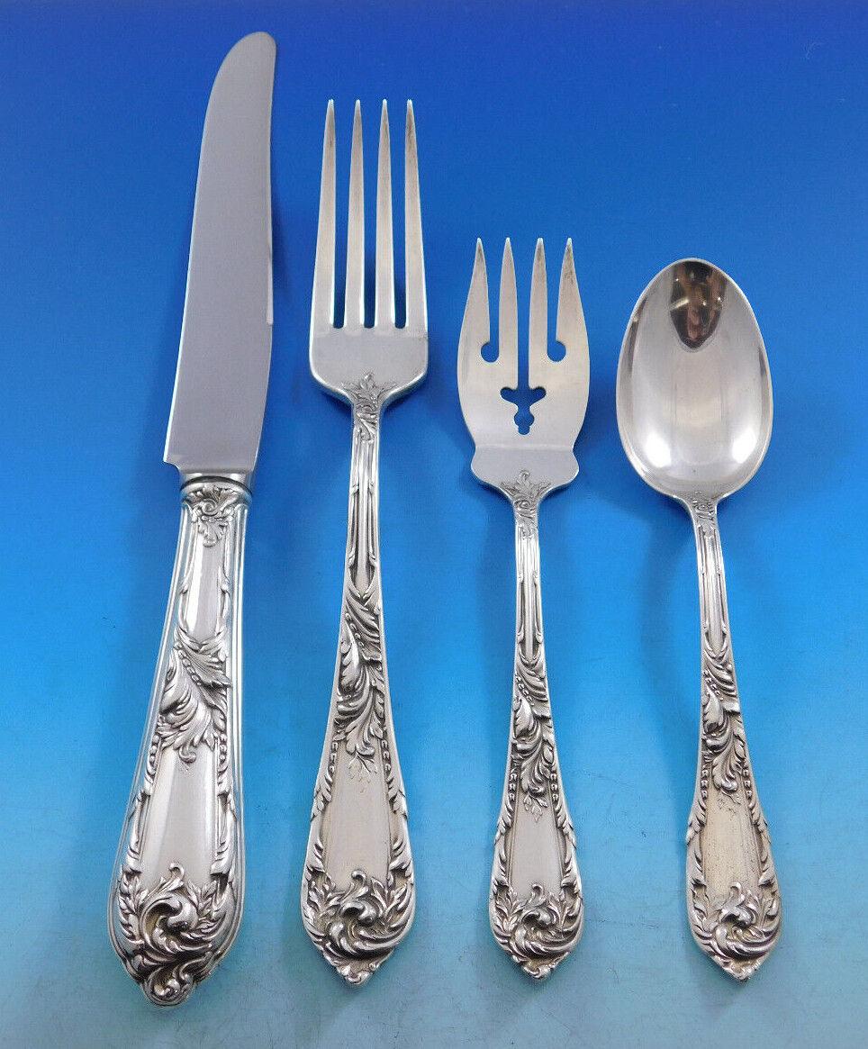 Romaine by Reed and Barton Sterling Silver Flatware Service for 12 Dinner 64 Pcs In Excellent Condition For Sale In Big Bend, WI