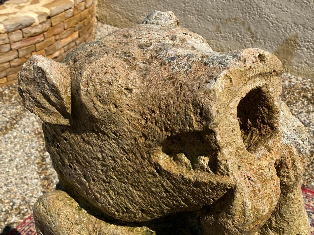Roman Art '11th-12th Century', French Stone Gargoyle In Good Condition For Sale In Beaune, FR