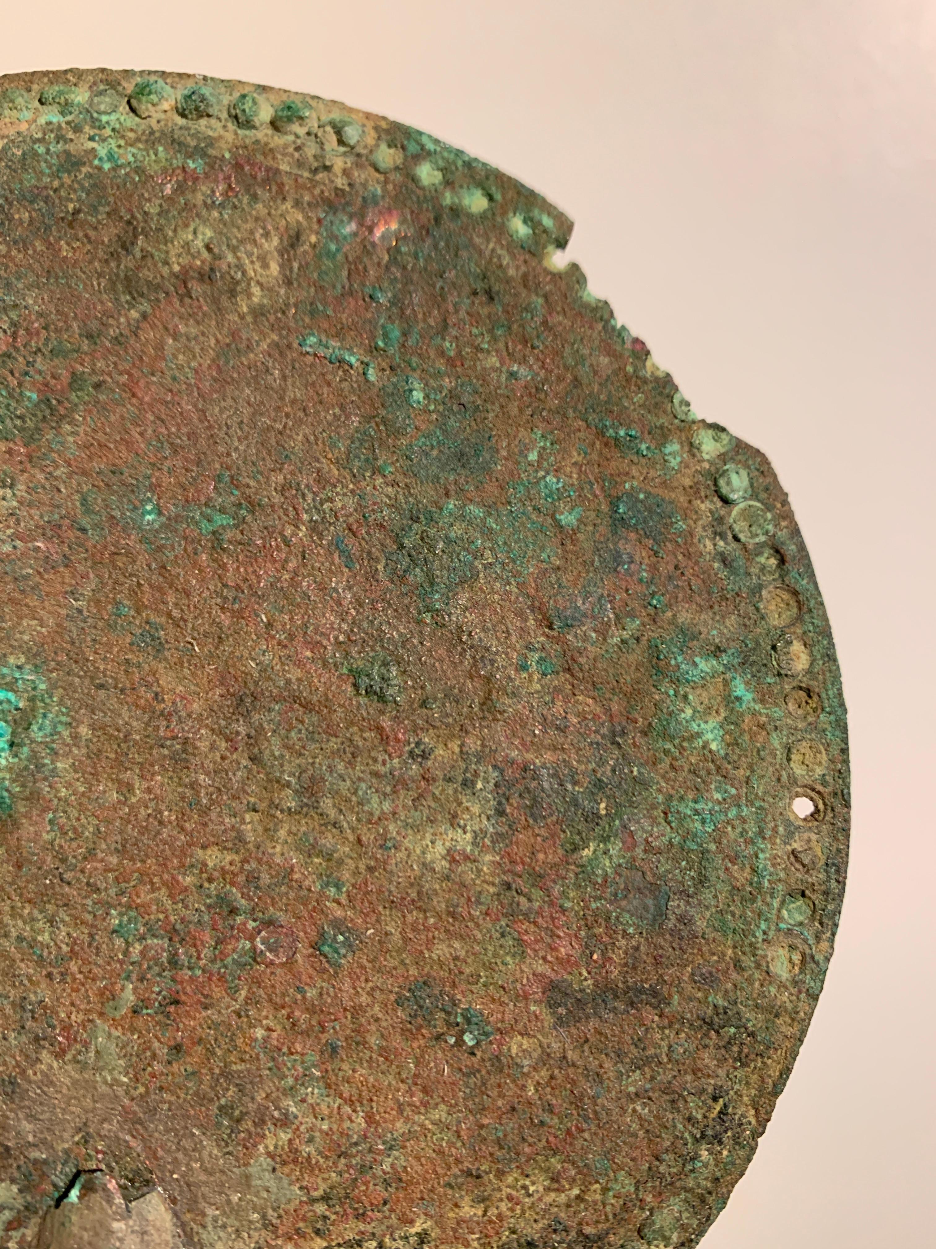 Italian Roman Bronze Hand Mirror with Beautiful Patina, circa 1st Century For Sale