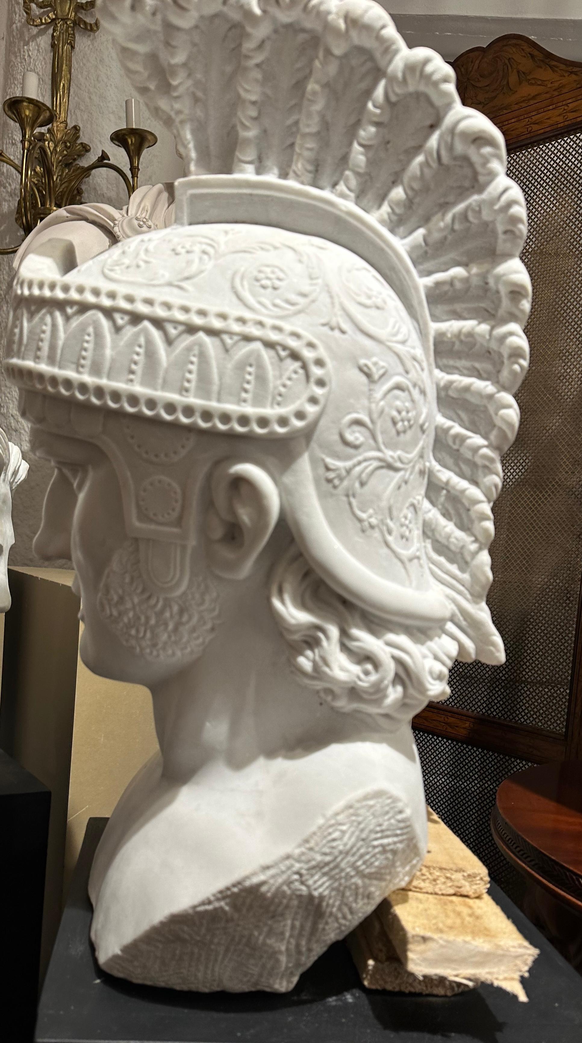Roman Bust With Helmet In Good Condition For Sale In Southall, GB