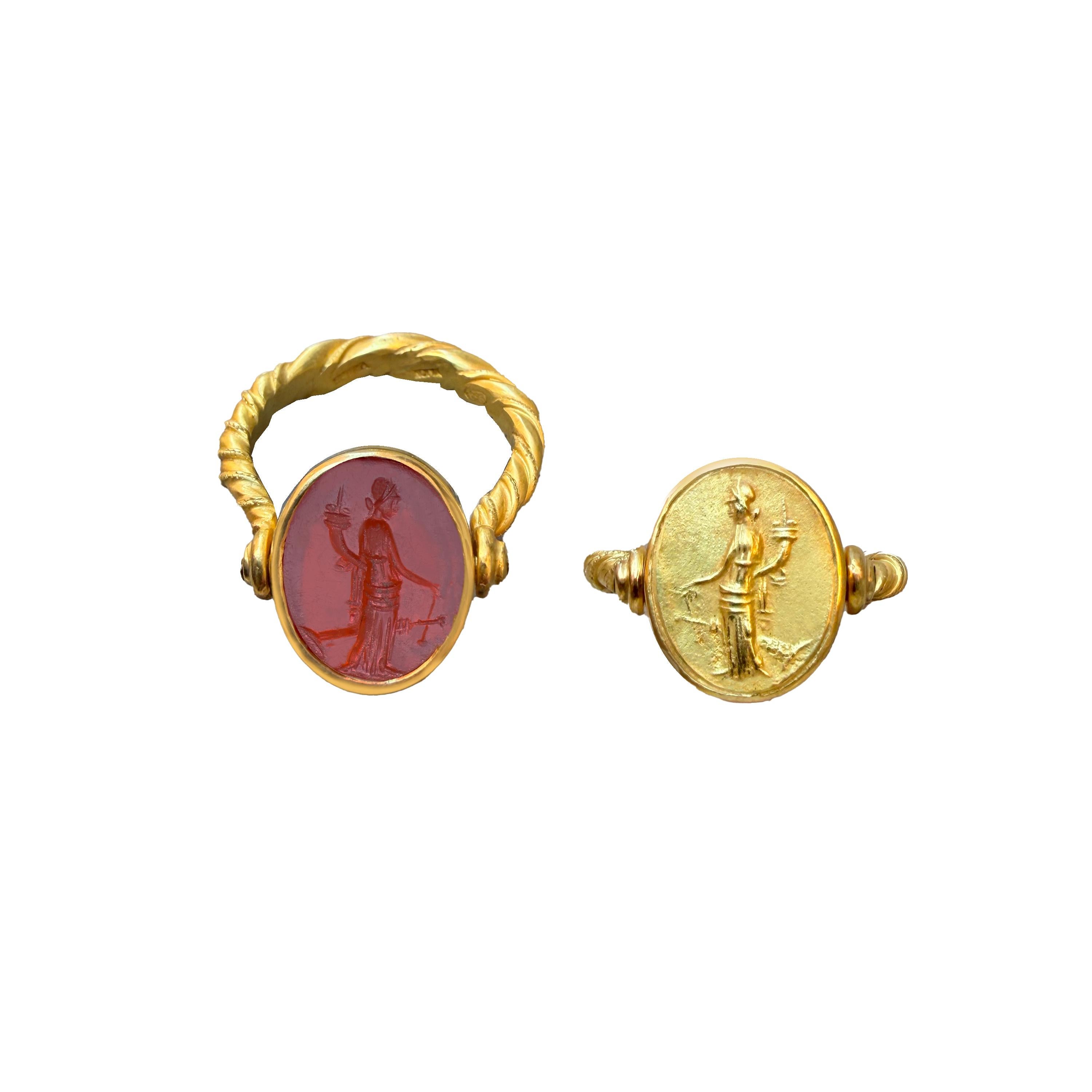 Römischer Karneol-Intaglio-Ring '2. Jh. n. Chr.' aus 22-karätigem Gold mit Darstellung der Glücksgöttin im Zustand „Hervorragend“ in Roma, IT