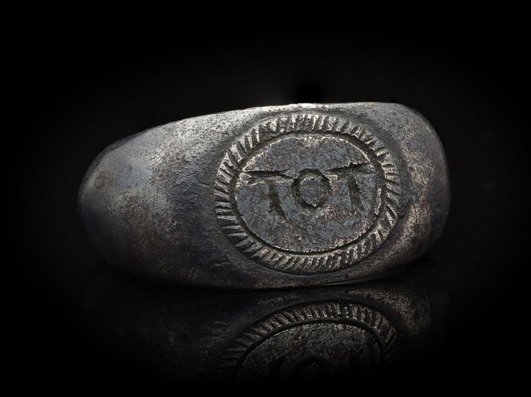 Anello amuletico in argento del Dio celtico romano Toutatis, circa