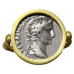  Roman Coin (1st cent. BC) 18 kt Gold Ring with the Emperor Augustus 