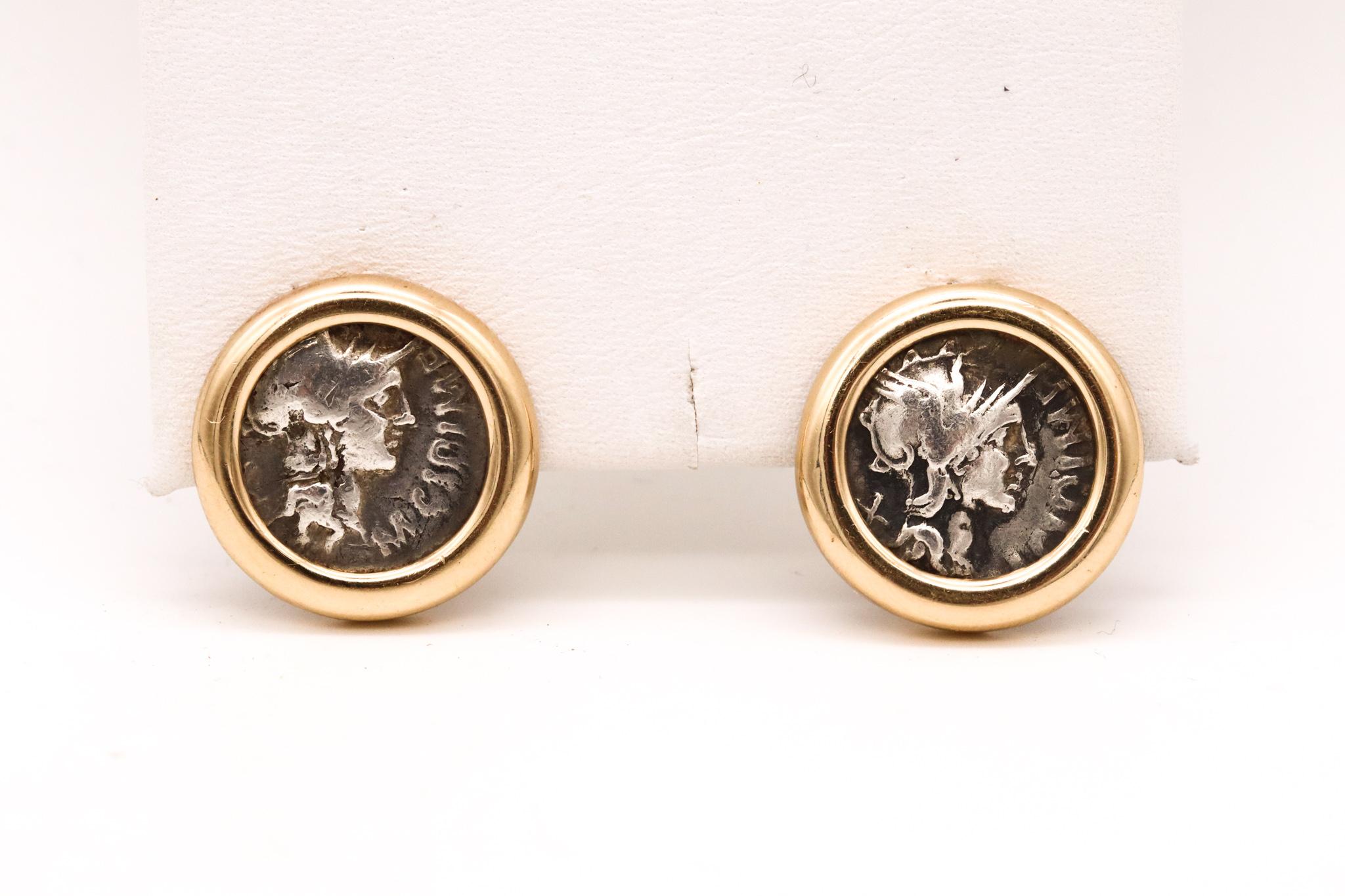 Women's Roman Coin Earrings In 18Kt Yellow Gold With 114 BC Silver Denarius of M. Cipius For Sale
