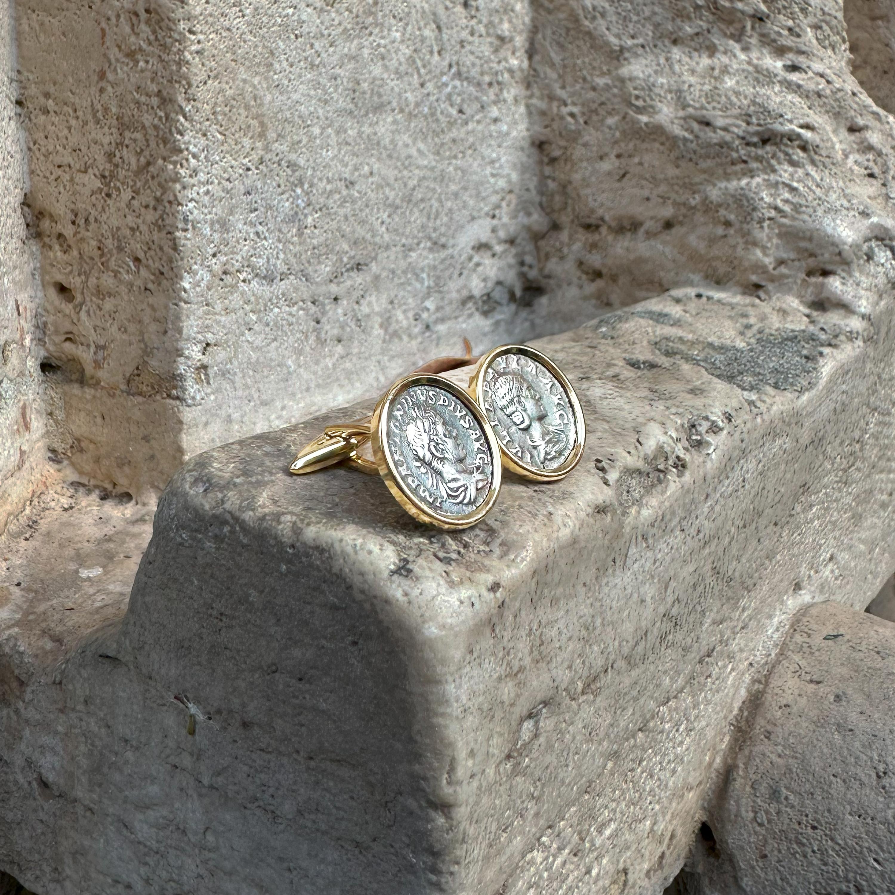 Römische Münzen 18kt Gold Manschettenknöpfe mit der Darstellung von Elagabalus und seiner Frau Julia Paula (Klassisch-römisch)