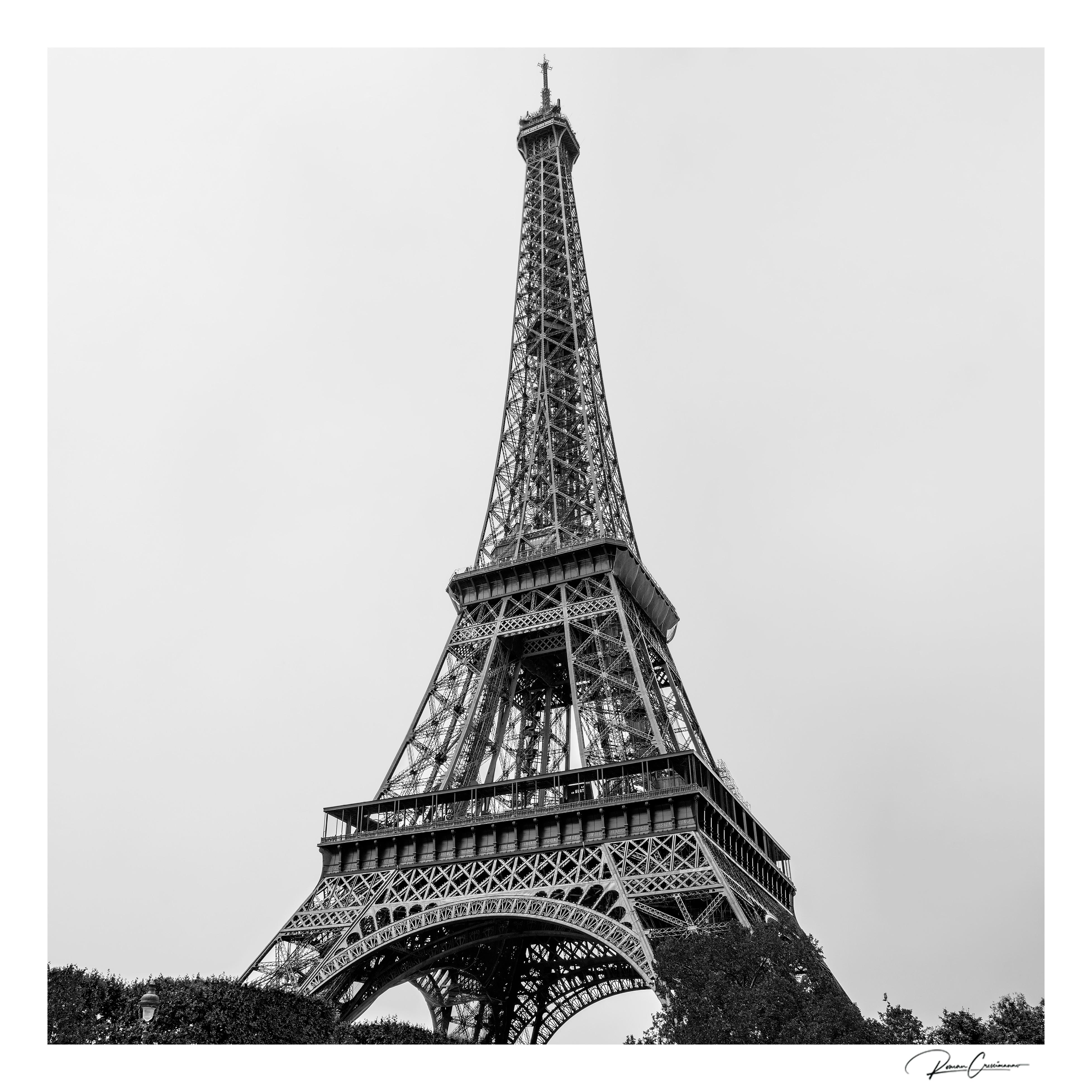 Originales gerahmtes und signiertes Foto „Eiffel Tower“ von Roman Crescimanno im Angebot 5