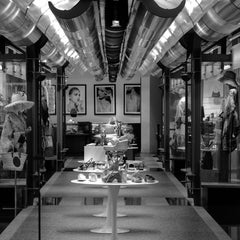 Stanley Korshak B&W original framed and signed photograph by Roman Crescimanno